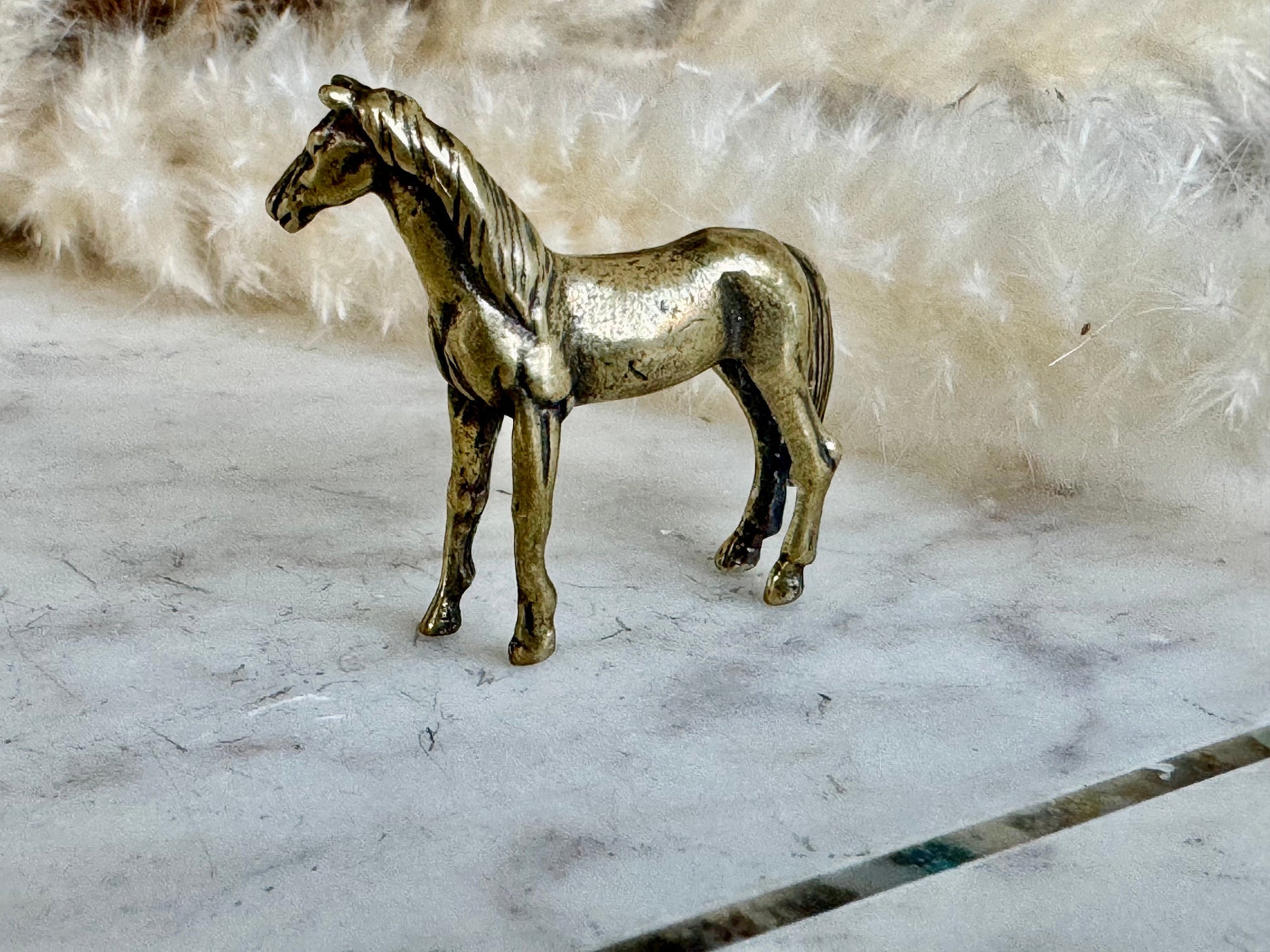 Cool style Solid brass horse figurine, Beautiful horse ornament, mustang statuette, stunning steed miniature