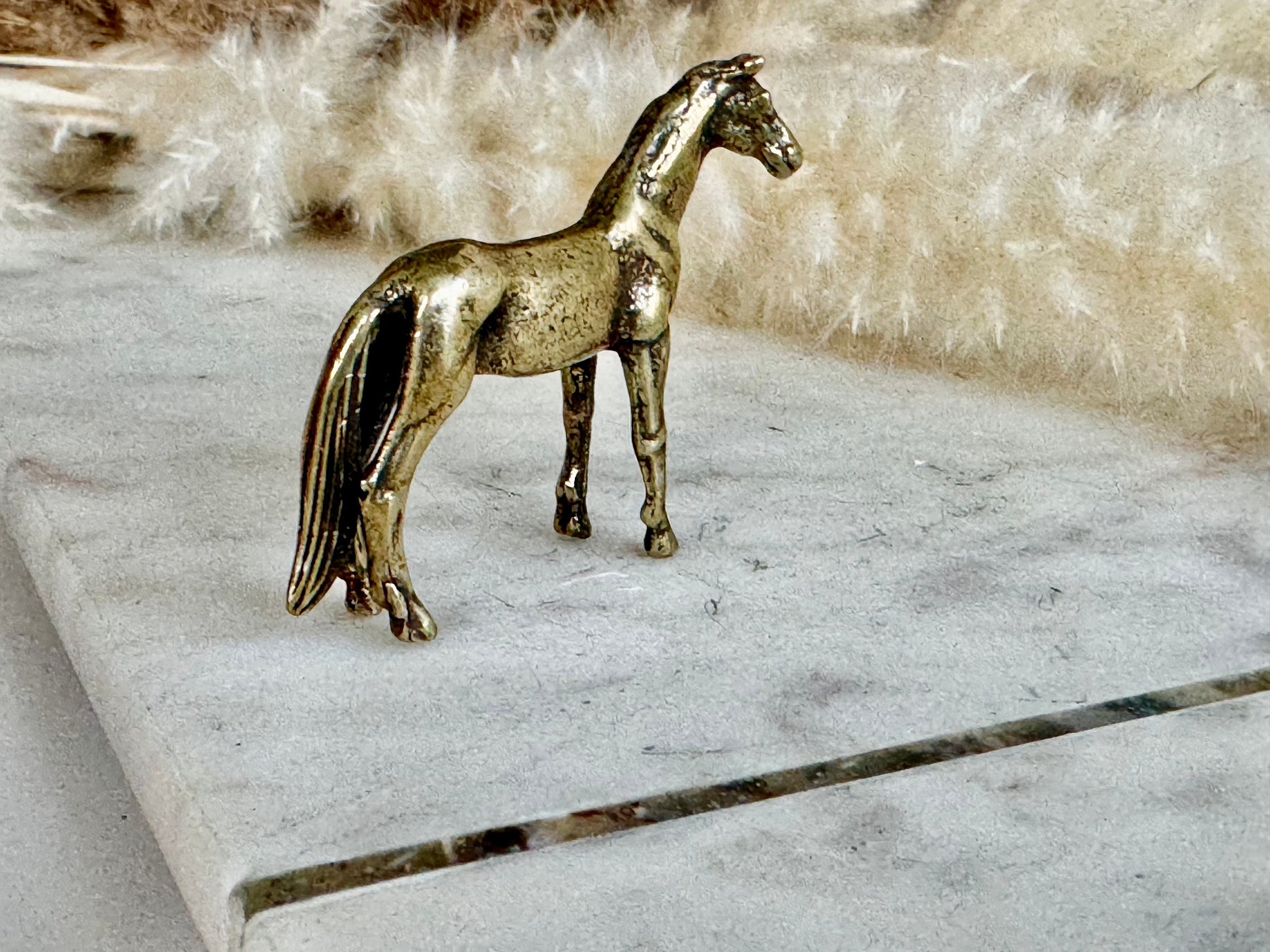 Cool style Solid brass horse figurine, Beautiful horse ornament, mustang statuette, stunning steed miniature