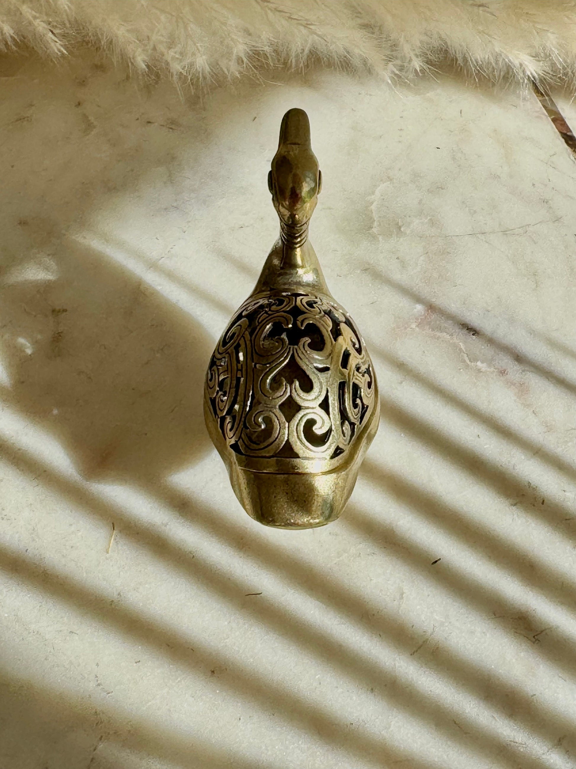 Traditional style brass Bird incense burner, creative incense burner, spiritual incense burner, small duck ornaments