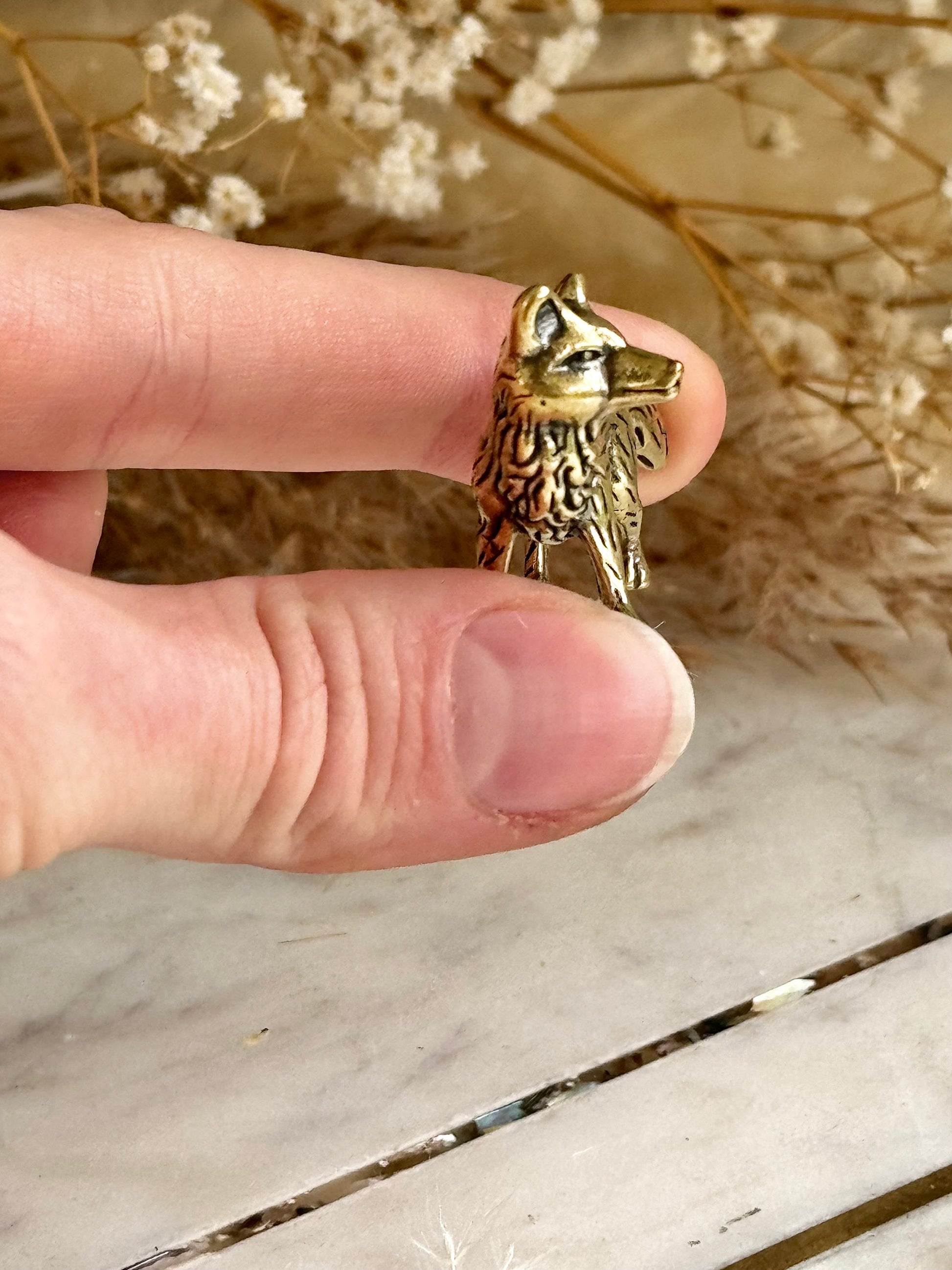 Fine statuette of winter fox, brass fox figurine, fountain pen holder, brush stand, creative little gift