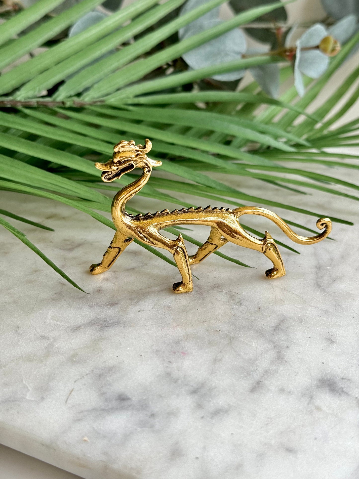 Dragon metal Figurine, Chinese solid brass Feng Shui Animal Kylin Unicorn Statue, Fountain pen rest, Wealth fly Chi-lin