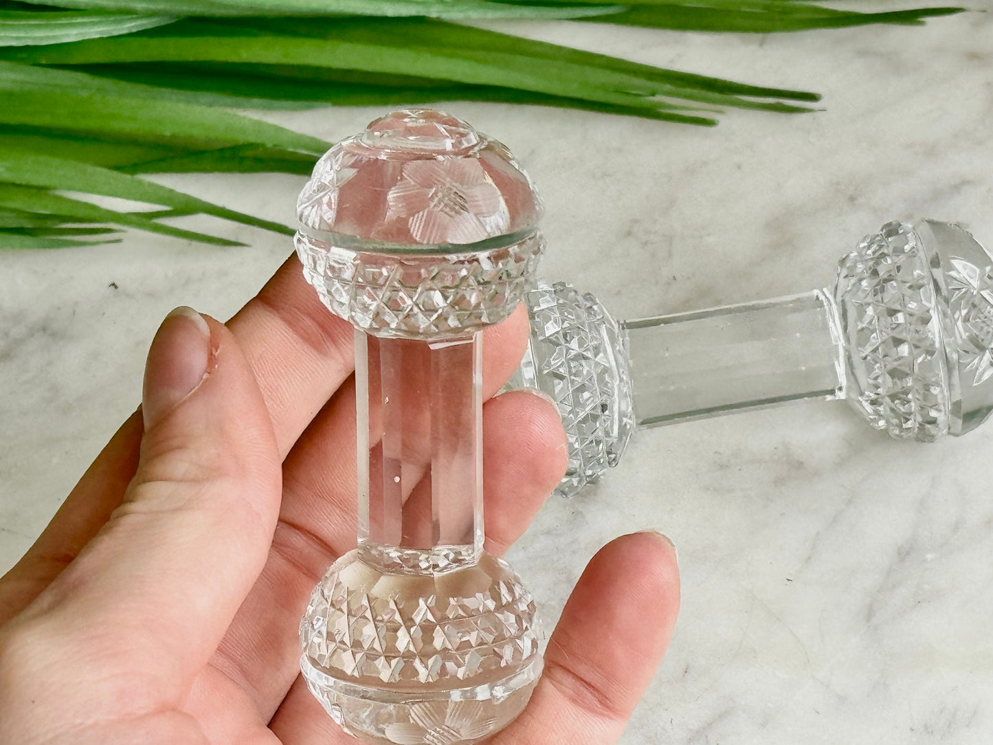 Set of 2 Vintage knife rests Crystal cut glass style, Glass French Knife Rests, Cutlery Rests, Mid Century decoration, Crystal knife layers