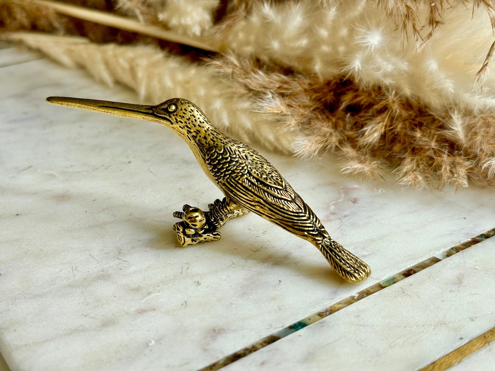 Charming Hummingbird Sculpture - Brass Spring Blossom Ornamen