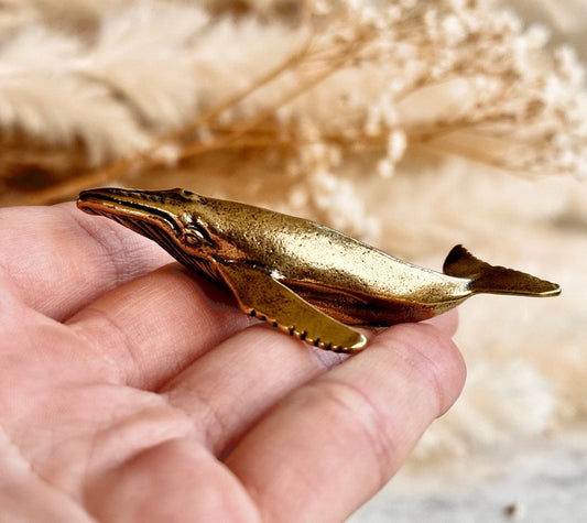 Lifelike solid brass sculptures humpback whale figurine, brass sea creatures ornament, paperweight metal figurine, ocean mammal creature