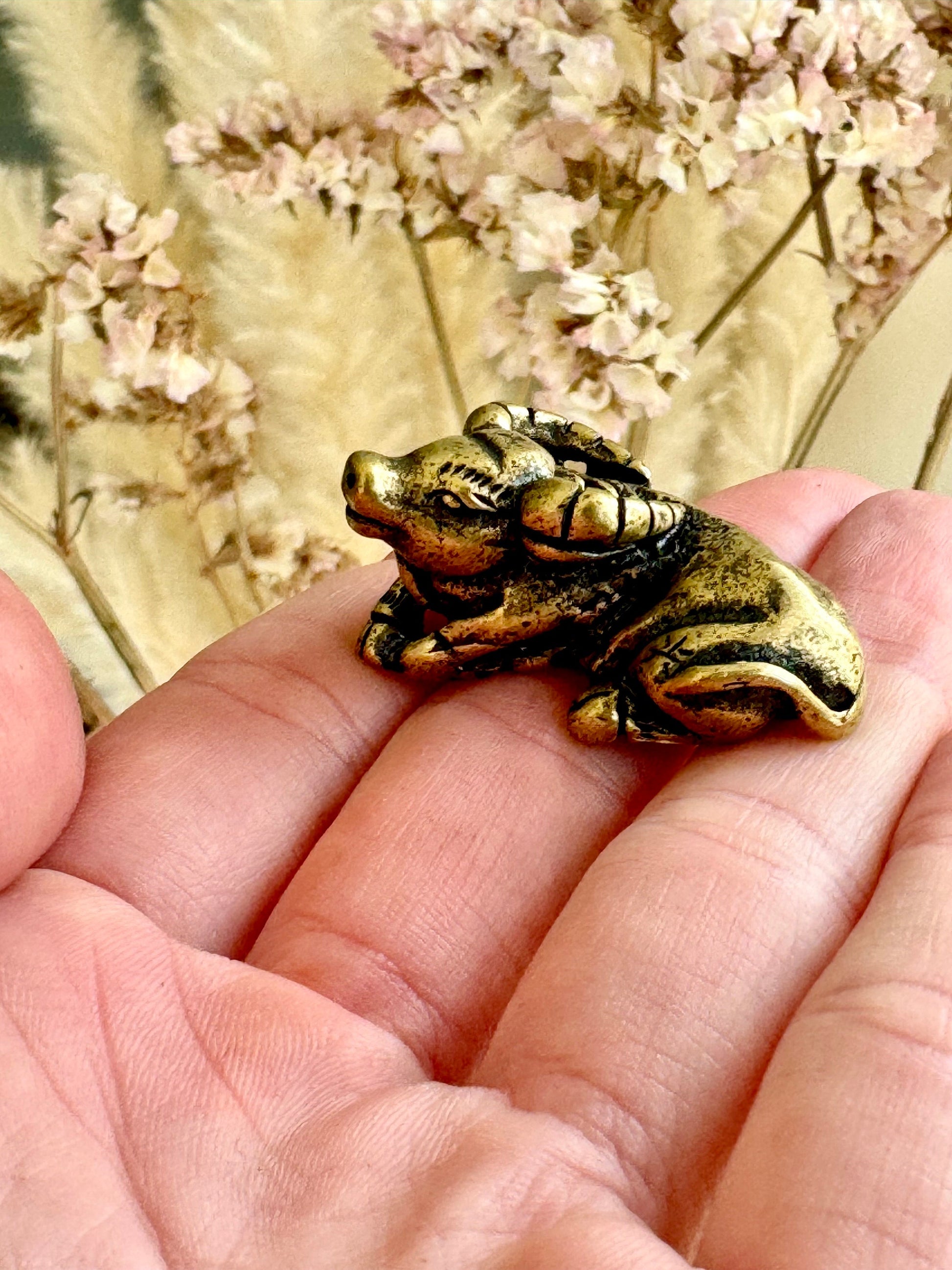 Happy bull solid brass figurine, detailed cow brass statue,Brass Bull Statues, cow Sculpture, animal desktop decor