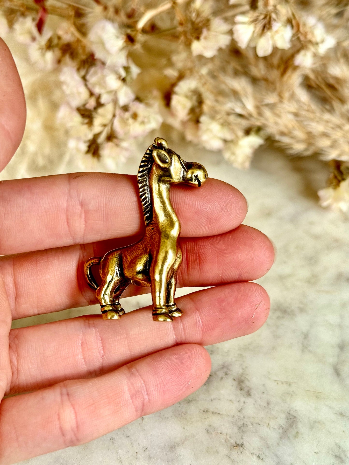 Traditional style Smiley giraffe, Fine lifelike solid brass copper giraffe statuette, Safari decor, Miniature zoo collection, Animal lover g