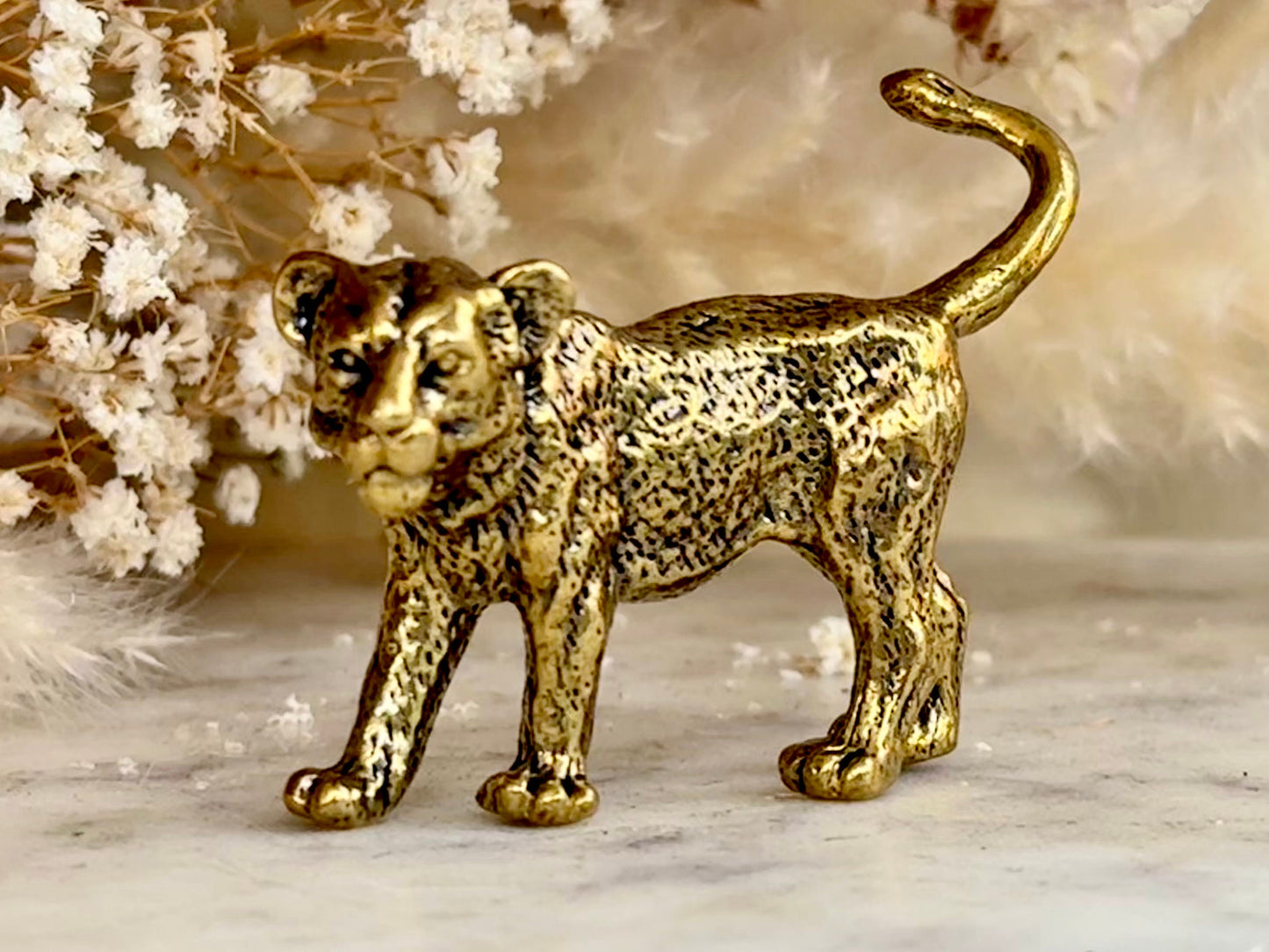 Vintage style Baby lion Brass figurine, Solid Brass Hand Carved Lion Statue, lion cub desktop decoration, collectible brass figurine