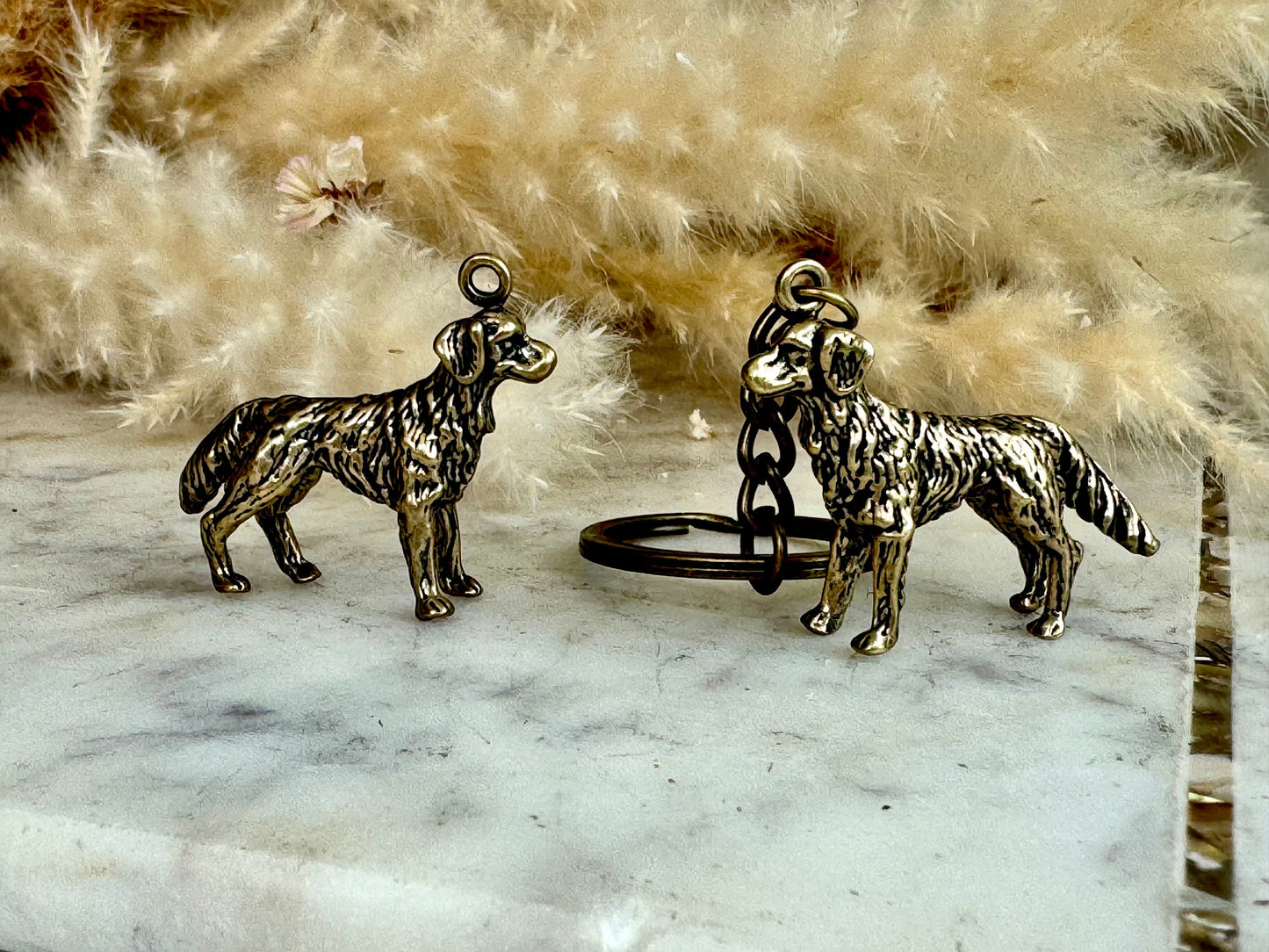 Lifelike Golden retriever keyring, solid brass dog workmanship, Metal retriever pendant