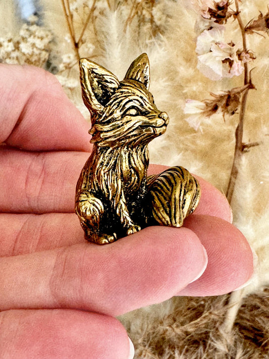 Cute statuette of baby fennec fox, solid brass fox figurine, adorable desktop decoration fox, fox pup ornament