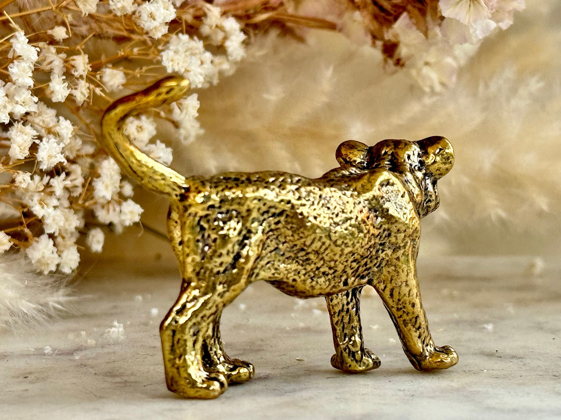 Vintage style Baby lion Brass figurine, Solid Brass Hand Carved Lion Statue, lion cub desktop decoration, collectible brass figurine