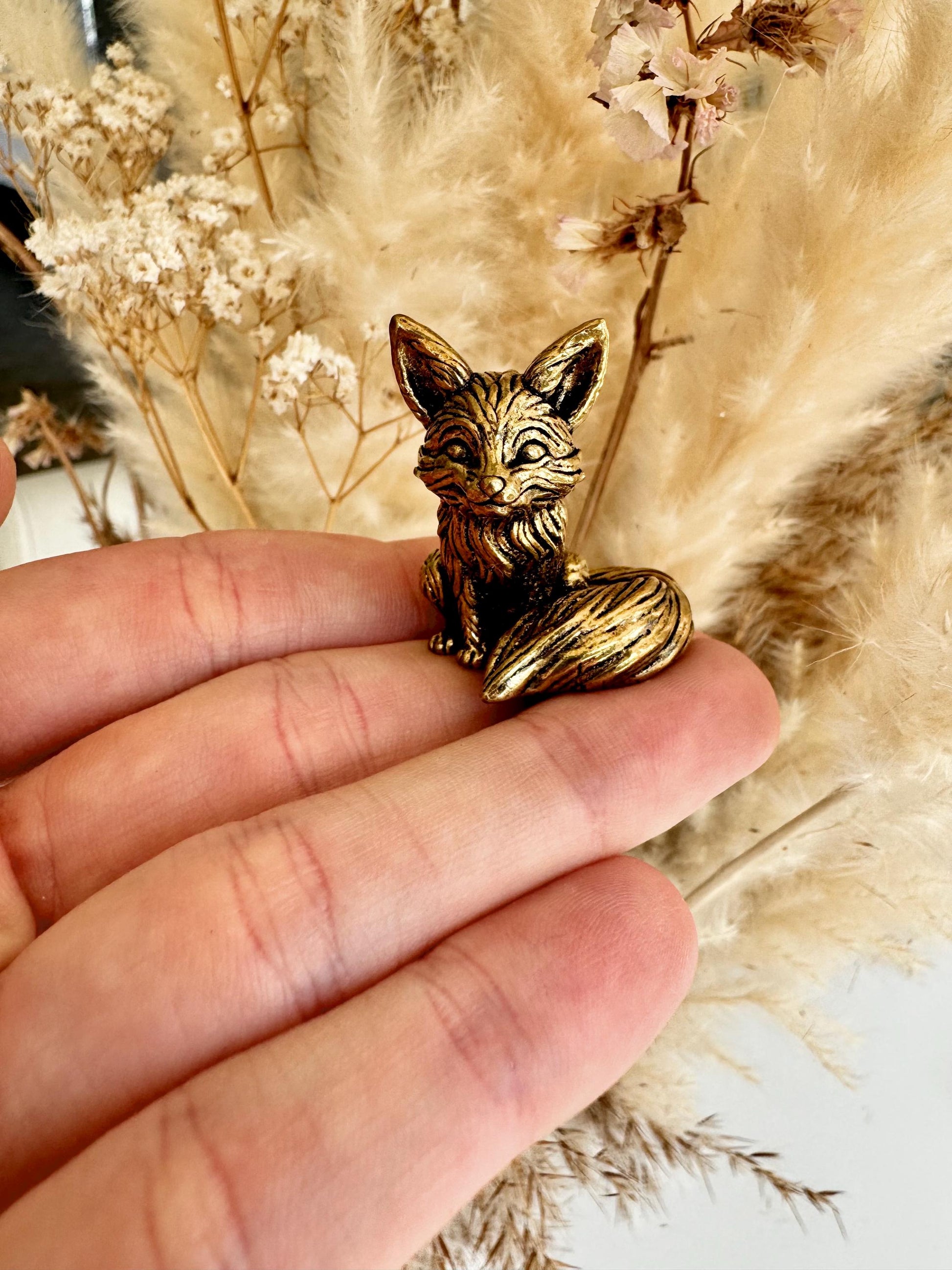 Cute statuette of baby fennec fox, solid brass fox figurine, adorable desktop decoration fox, fox pup ornament