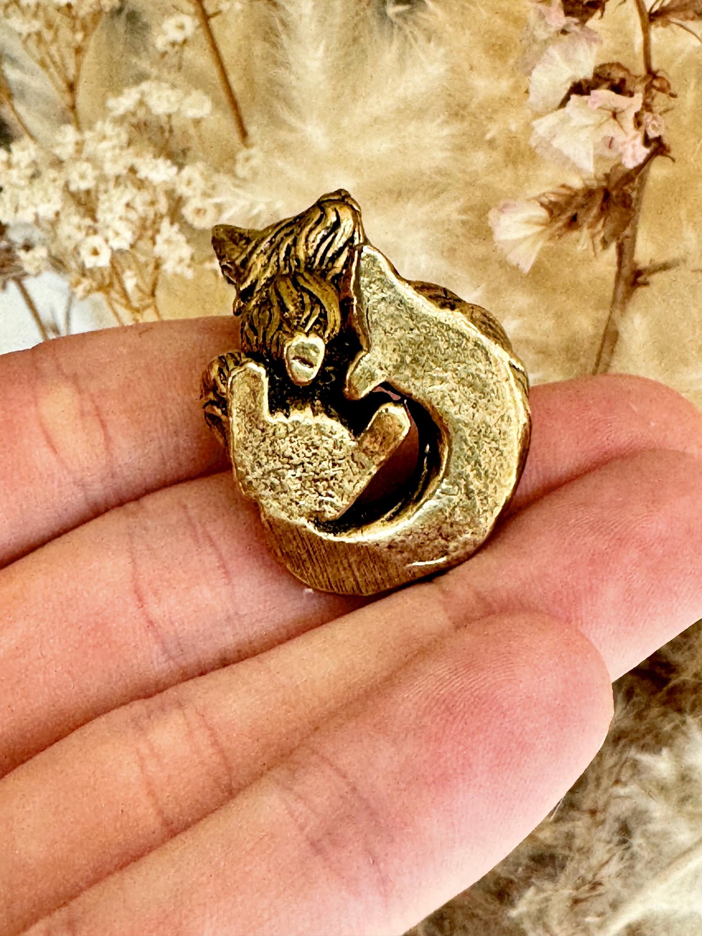 Cute statuette of baby fennec fox, solid brass fox figurine, adorable desktop decoration fox, fox pup ornament