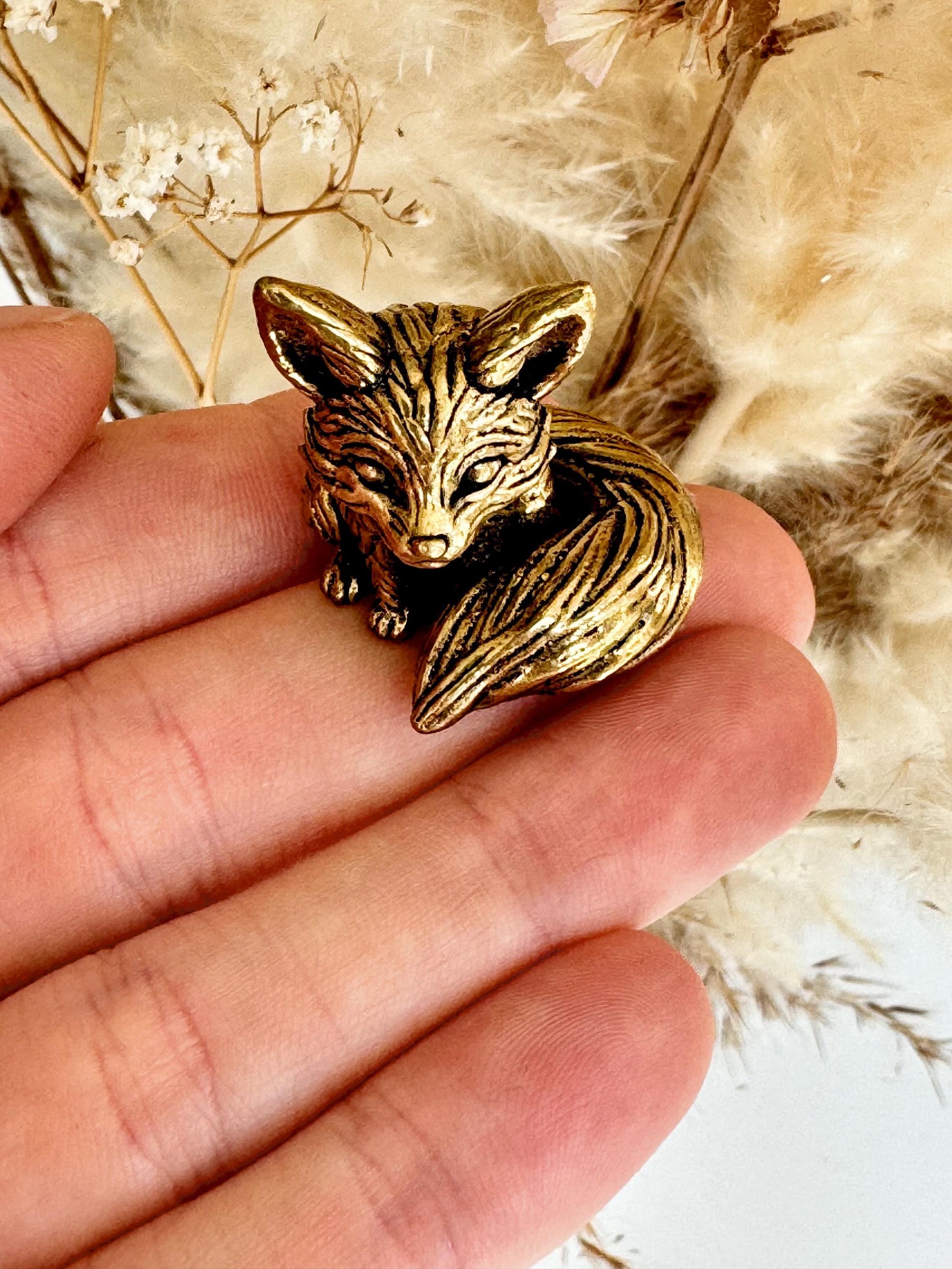 Cute statuette of baby fennec fox, solid brass fox figurine, adorable desktop decoration fox, fox pup ornament