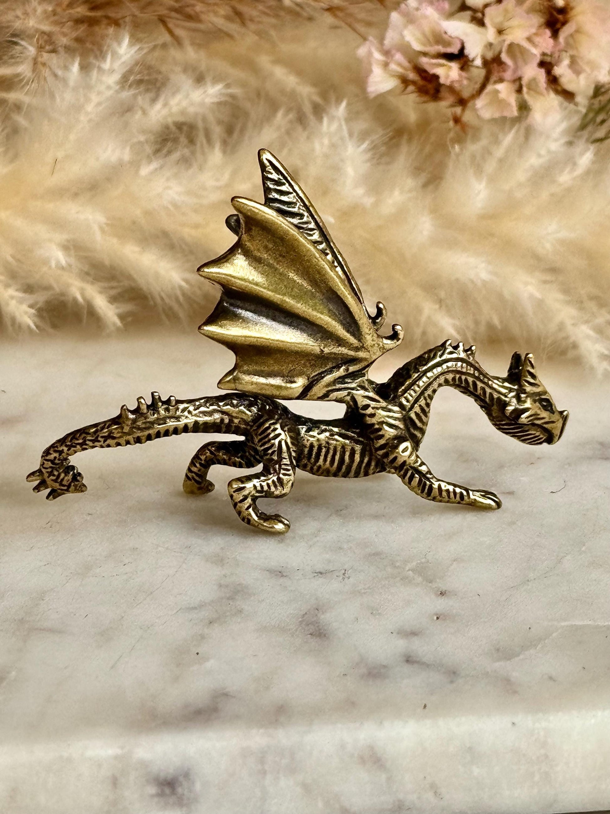 Beautiful Dragon solid brass miniature, Western dragon Statue, golden dragon statuette, Beautiful fighting dragon ornament