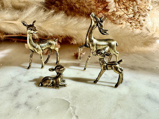 Set of Little Solid Brass Deer Family Desk Ornaments, Little deer statuettes - traditional Style Animal Figurines, Christmas Desk Decoration