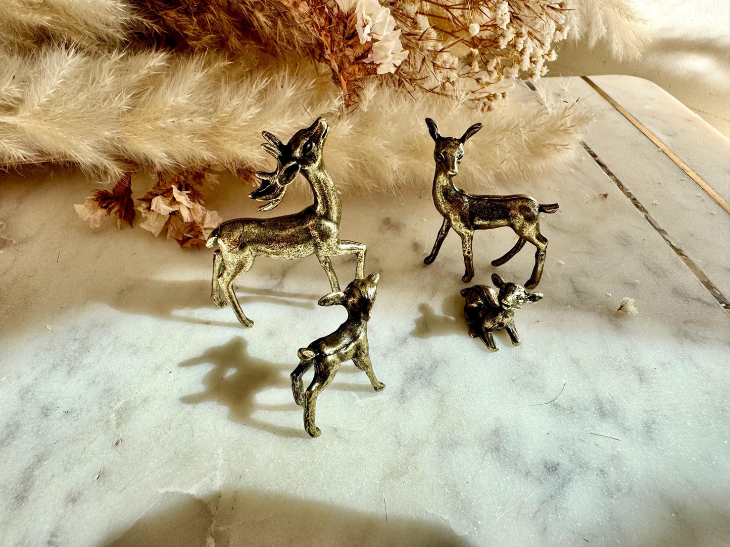Set of Little Solid Brass Deer Family Desk Ornaments, Little deer statuettes - traditional Style Animal Figurines, Christmas Desk Decoration