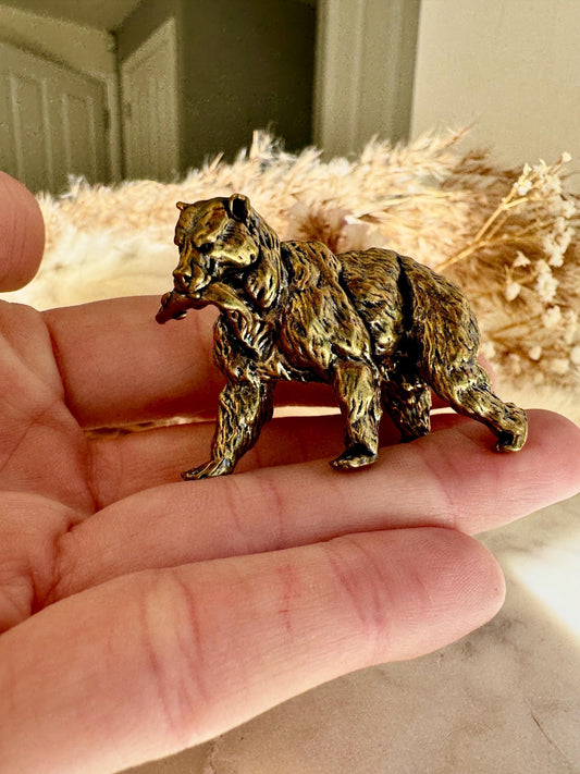 Fine workmanship Grizzly bear with salmon ornament, Solid Brass Bear Miniature, Brown Bear Figurine, Collectible Gift