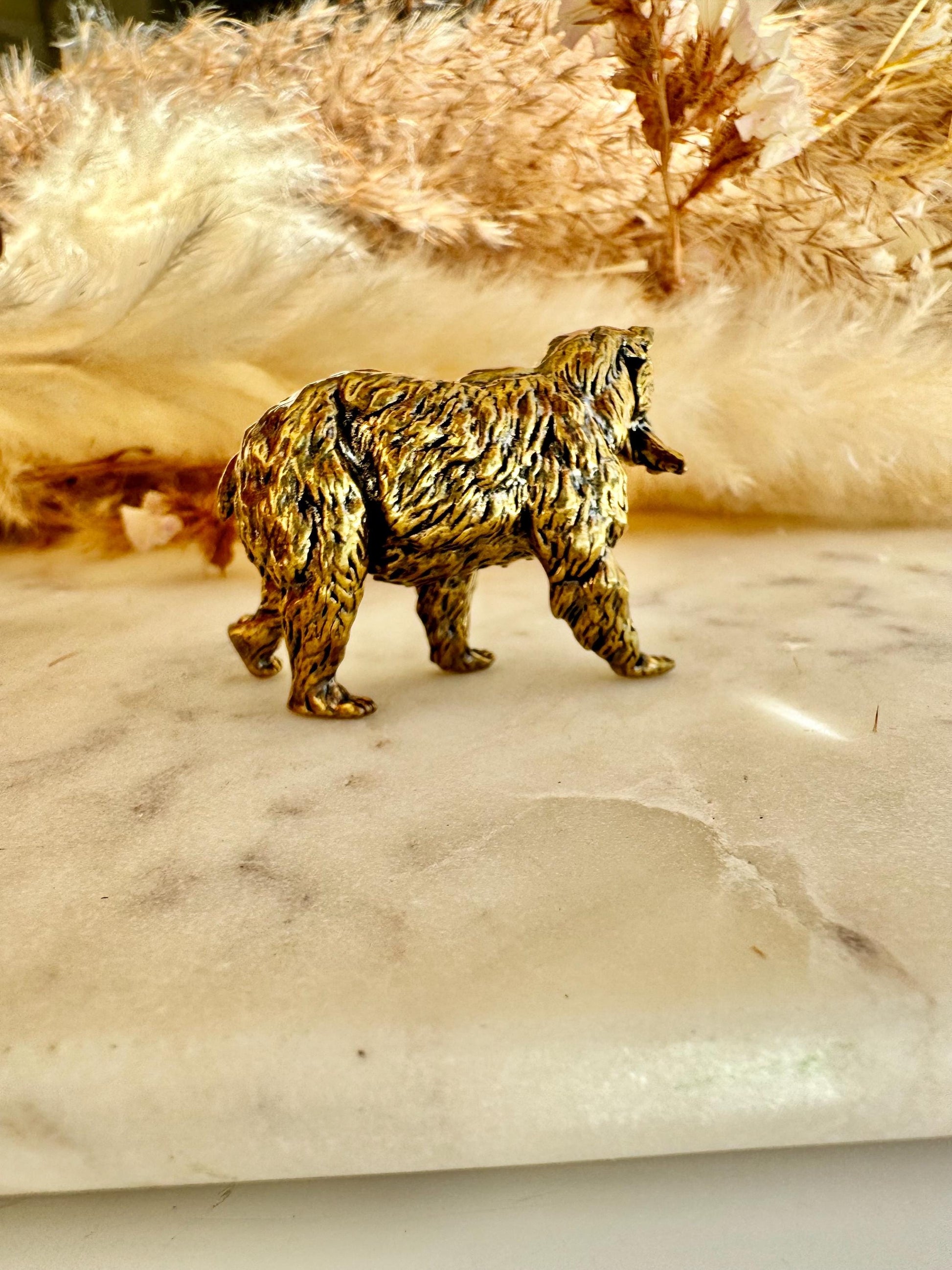 Fine workmanship Grizzly bear with salmon ornament, Solid Brass Bear Miniature, Brown Bear Figurine, Collectible Gift