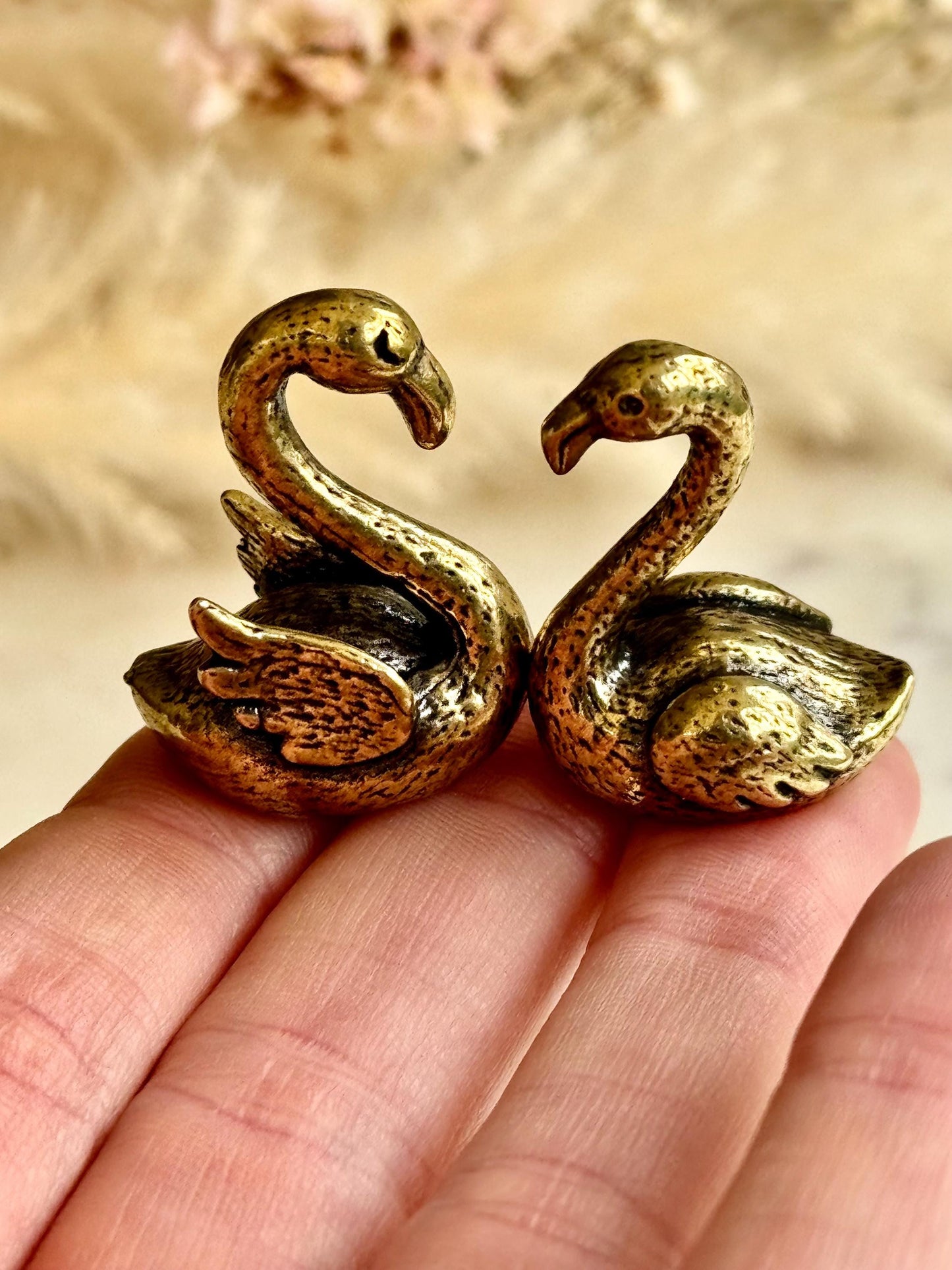 Pair of Solid brass couple of Swans figurines, tiny swans ornament, love talisman statue, Japanese style figurine, Small Flamingo statue