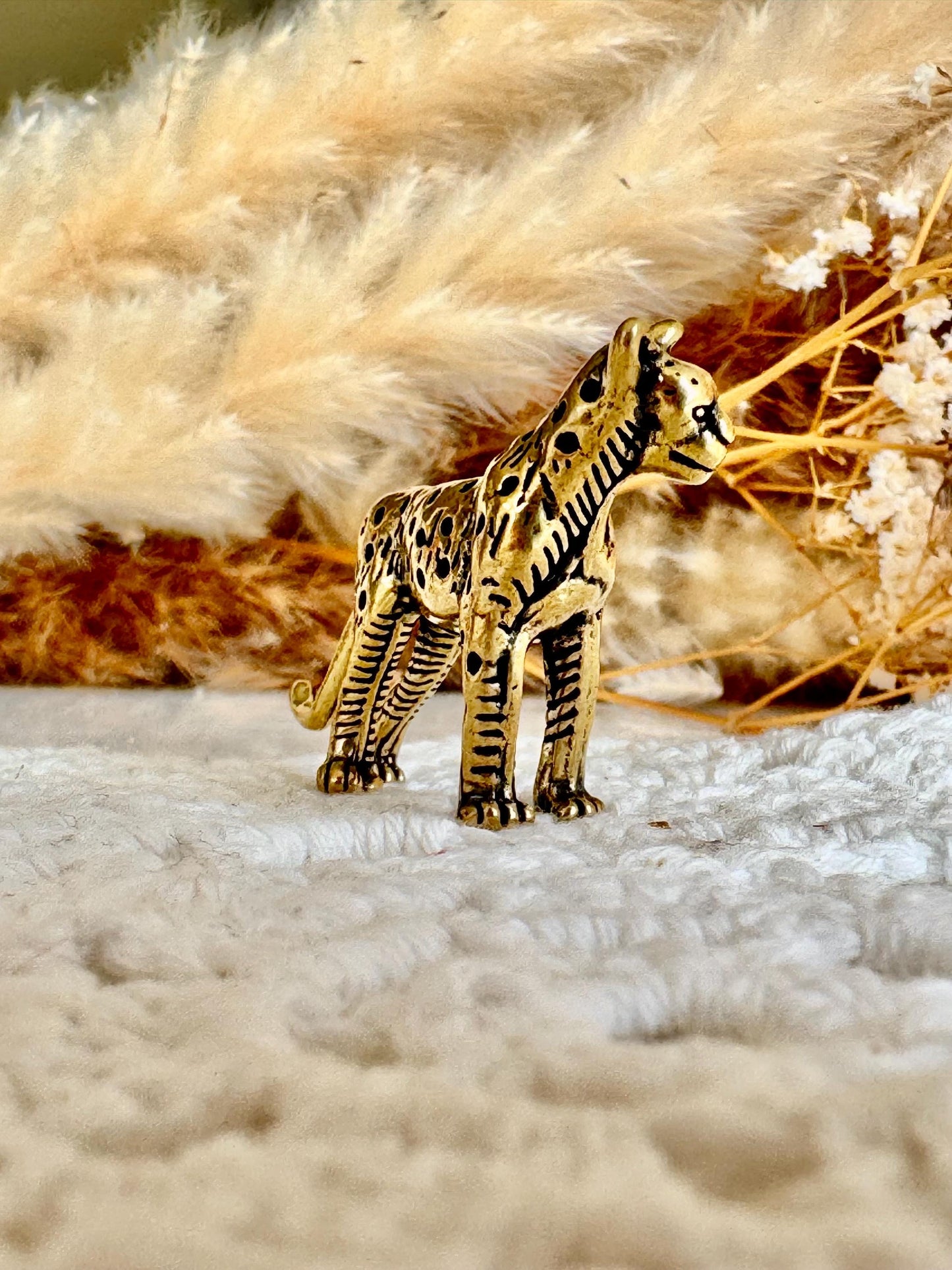 Elegant Solid Brass Cheetahs figurine: Artfully Crafted Sculptures Celebrating the Grace and Speed of the Wild, leopard ornament