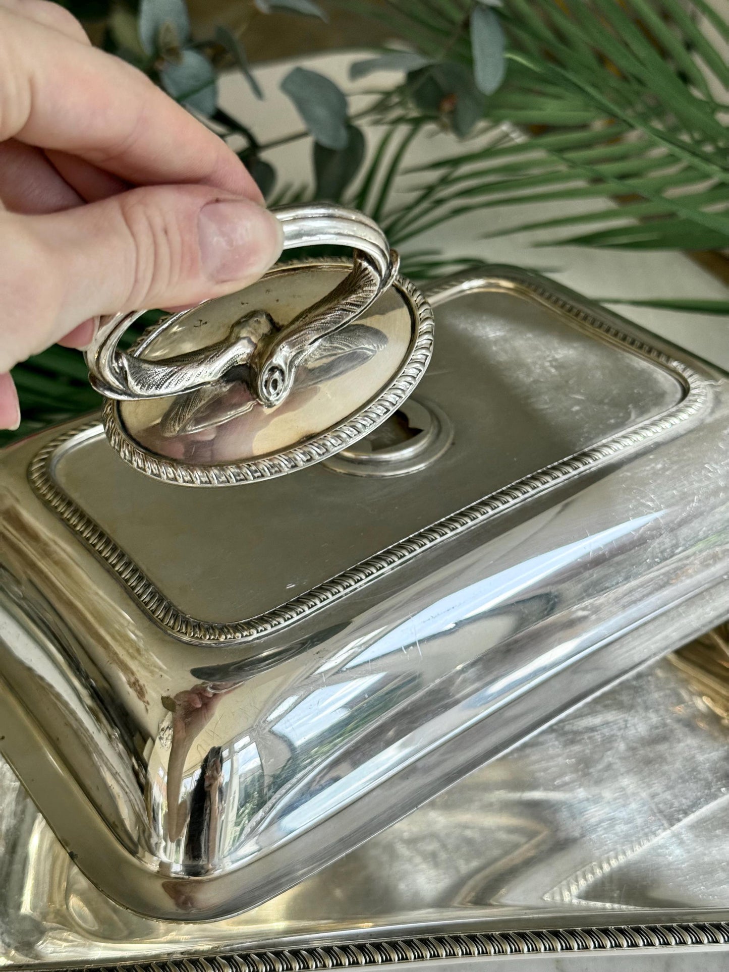 Antique Victorian Silver Plated Entrée Dish, Antique Covered Oval Serving Dish, Tureen Mappin & Webb’s Princess’s plate London and Sheffield