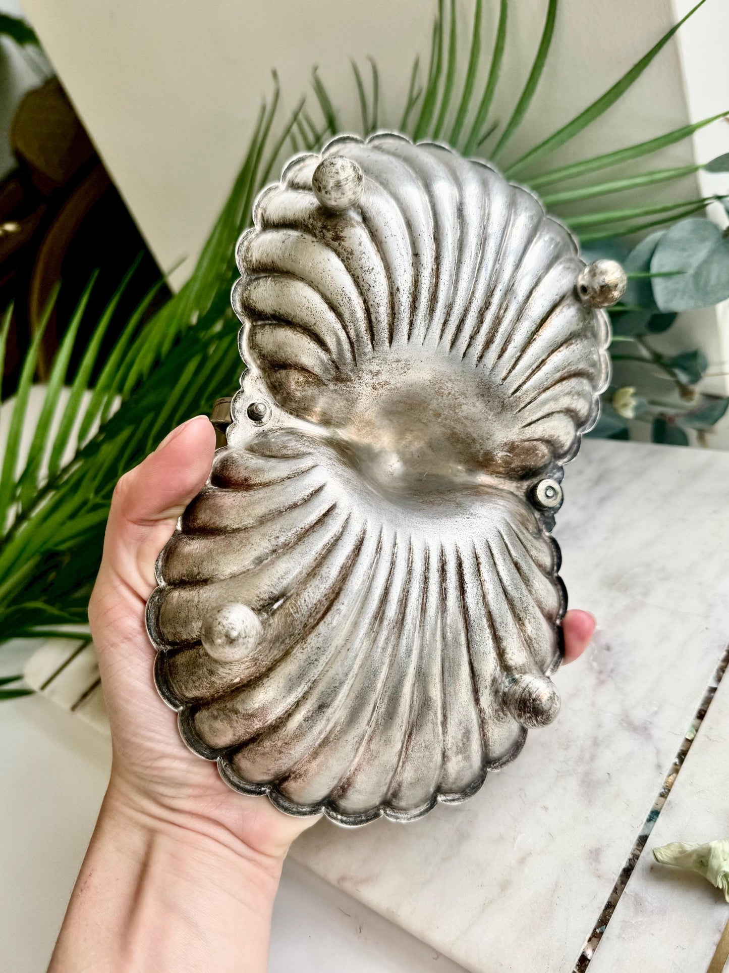 Antique Art Deco silver plate Butter shell Vintage Dish Clam Scallop Shell Bonbon Trinket Silver Plate Double Shell with a Handle