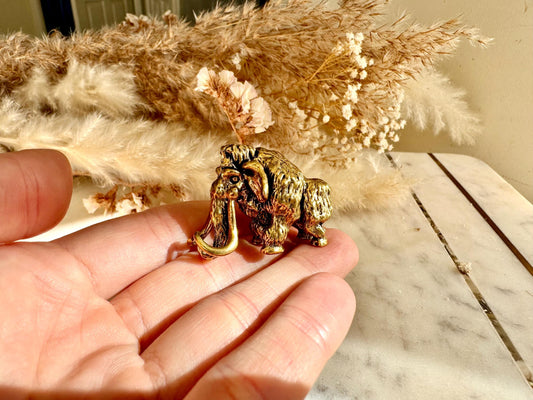 Exquisite Solid Brass Mammoth Ornament, Mammoth Figurine, Cast Brass Mammoth Collectible, Unique Gift for Animal Lovers