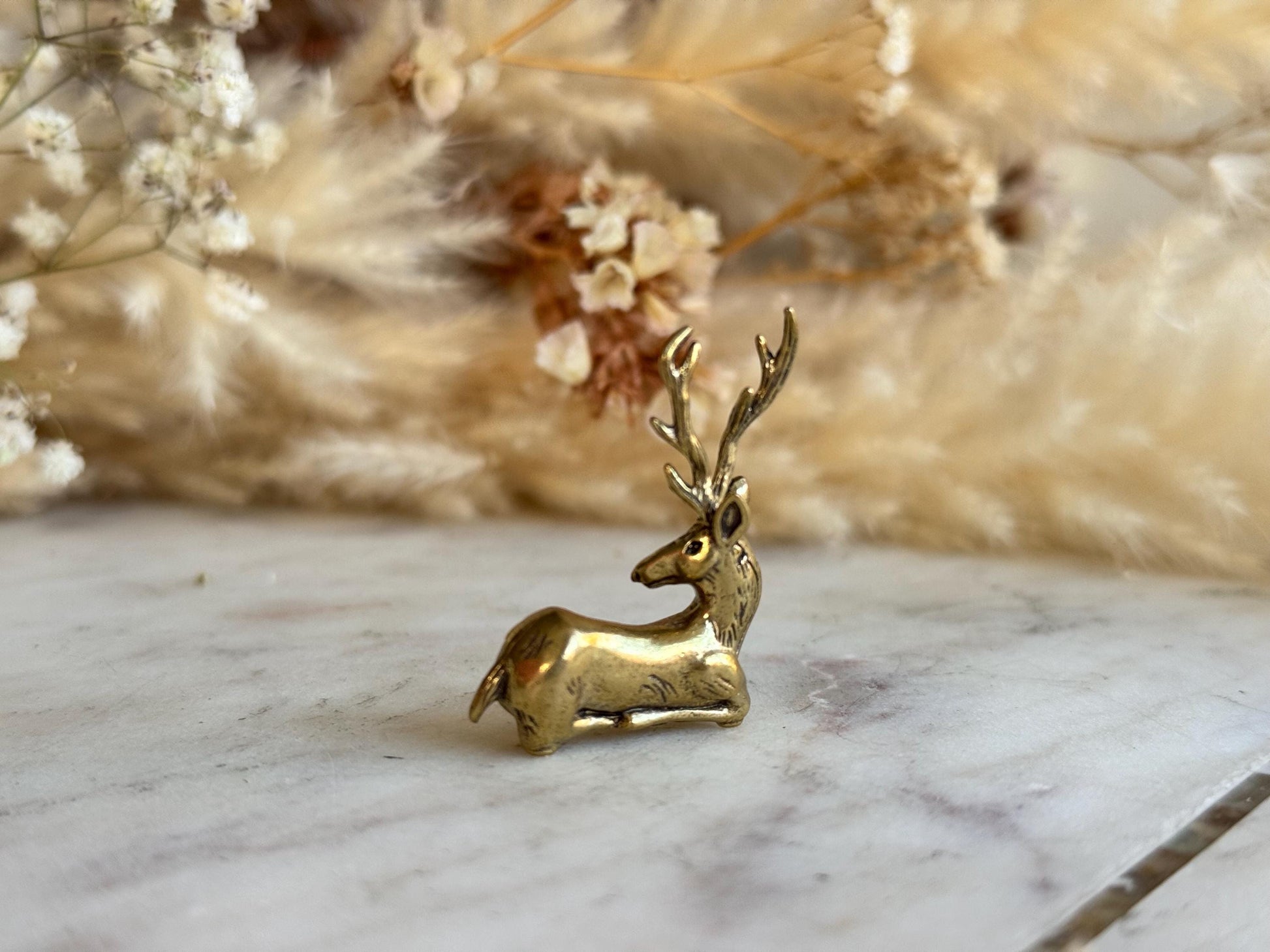 Beautiful Deer Ornamenr, Fine lifelike brass Sika figurine, Tiny Deer Decoration, Reindeer ornament, Cute Christmas gift, Gift for friend