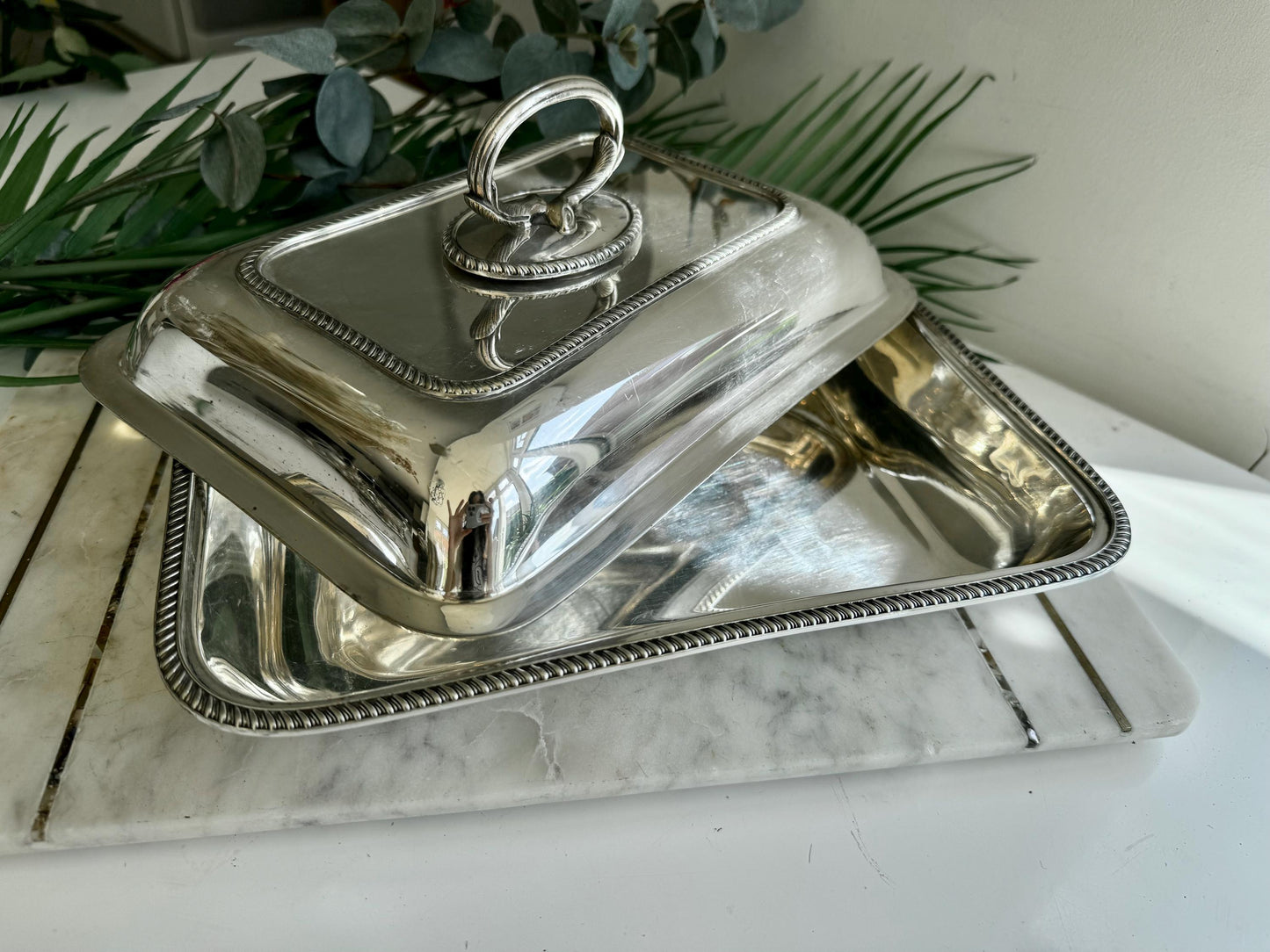 Antique Victorian Silver Plated Entrée Dish, Antique Covered Oval Serving Dish, Tureen Mappin & Webb’s Princess’s plate London and Sheffield