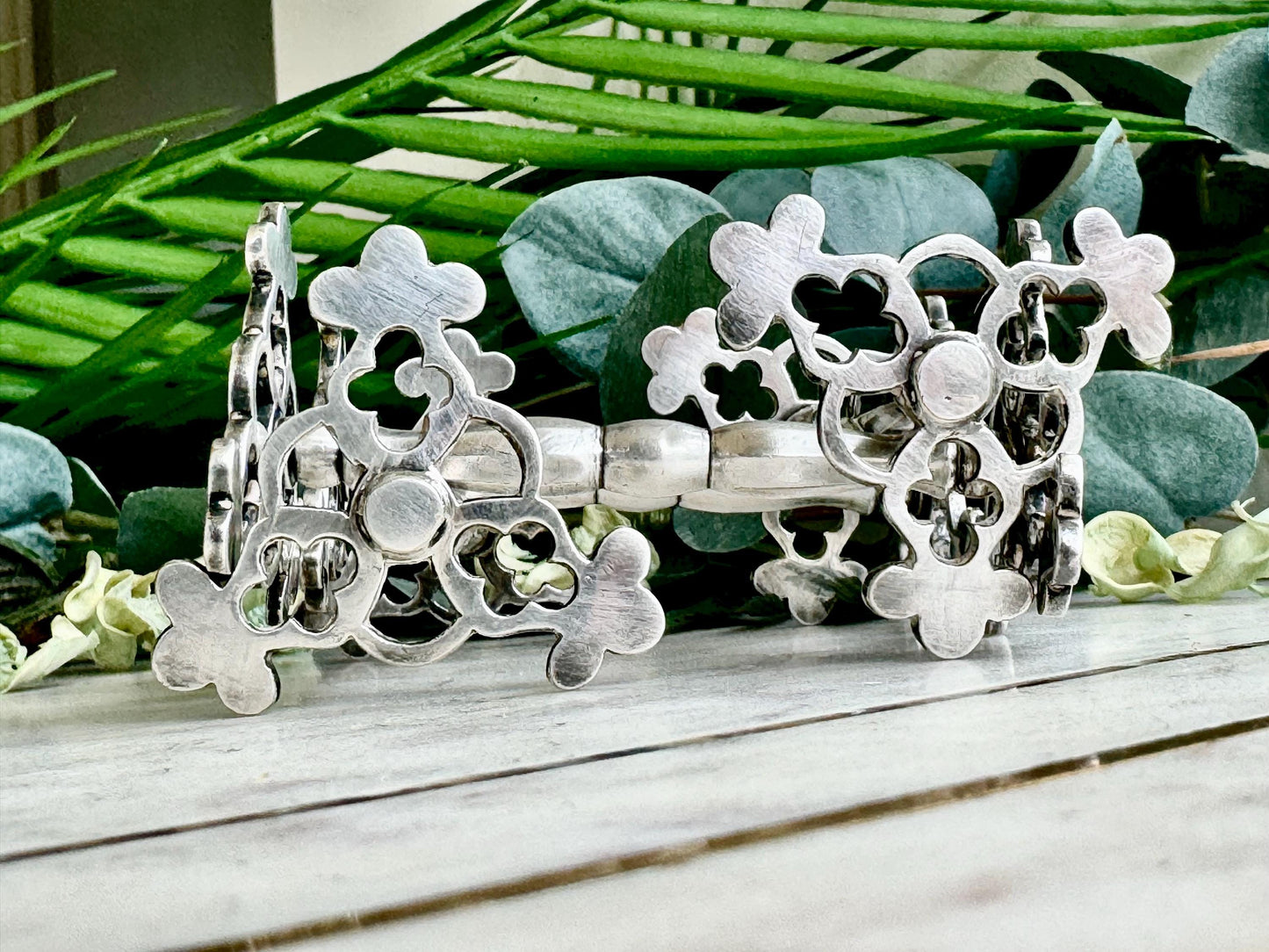 Vintage Set of 4 Silver Plated cutlery rests, english antique, pair of silver plated fleur de lys style cutlery rests, knife spoon holder