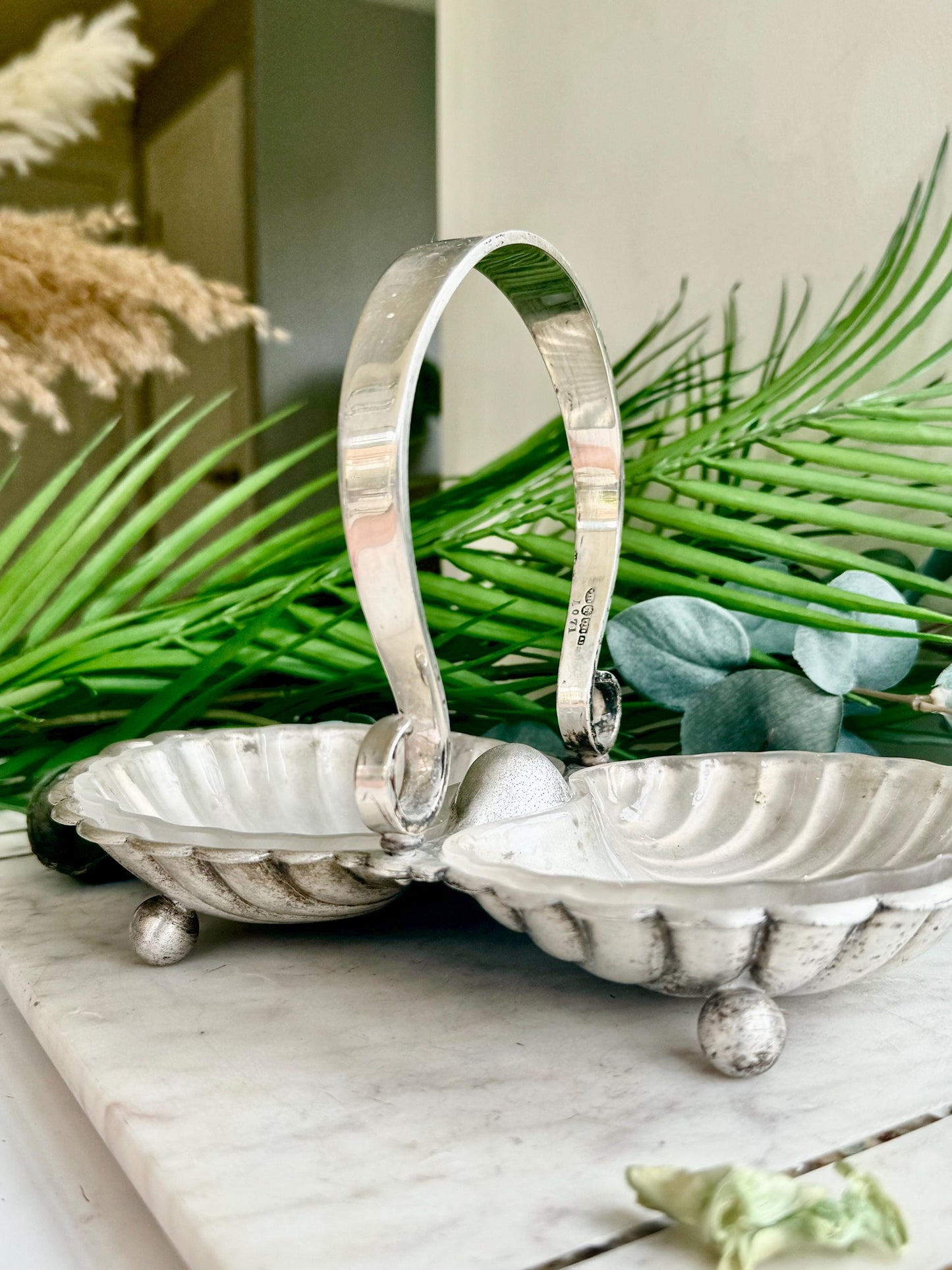 Antique Art Deco silver plate Butter shell Vintage Dish Clam Scallop Shell Bonbon Trinket Silver Plate Double Shell with a Handle