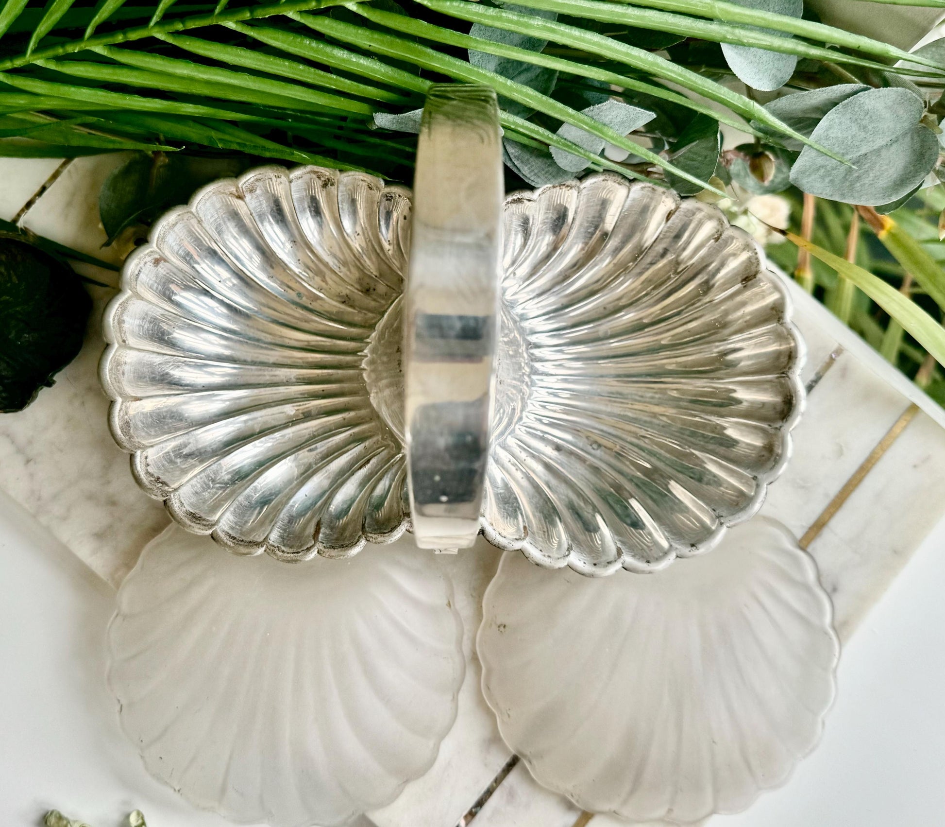Antique Art Deco silver plate Butter shell Vintage Dish Clam Scallop Shell Bonbon Trinket Silver Plate Double Shell with a Handle
