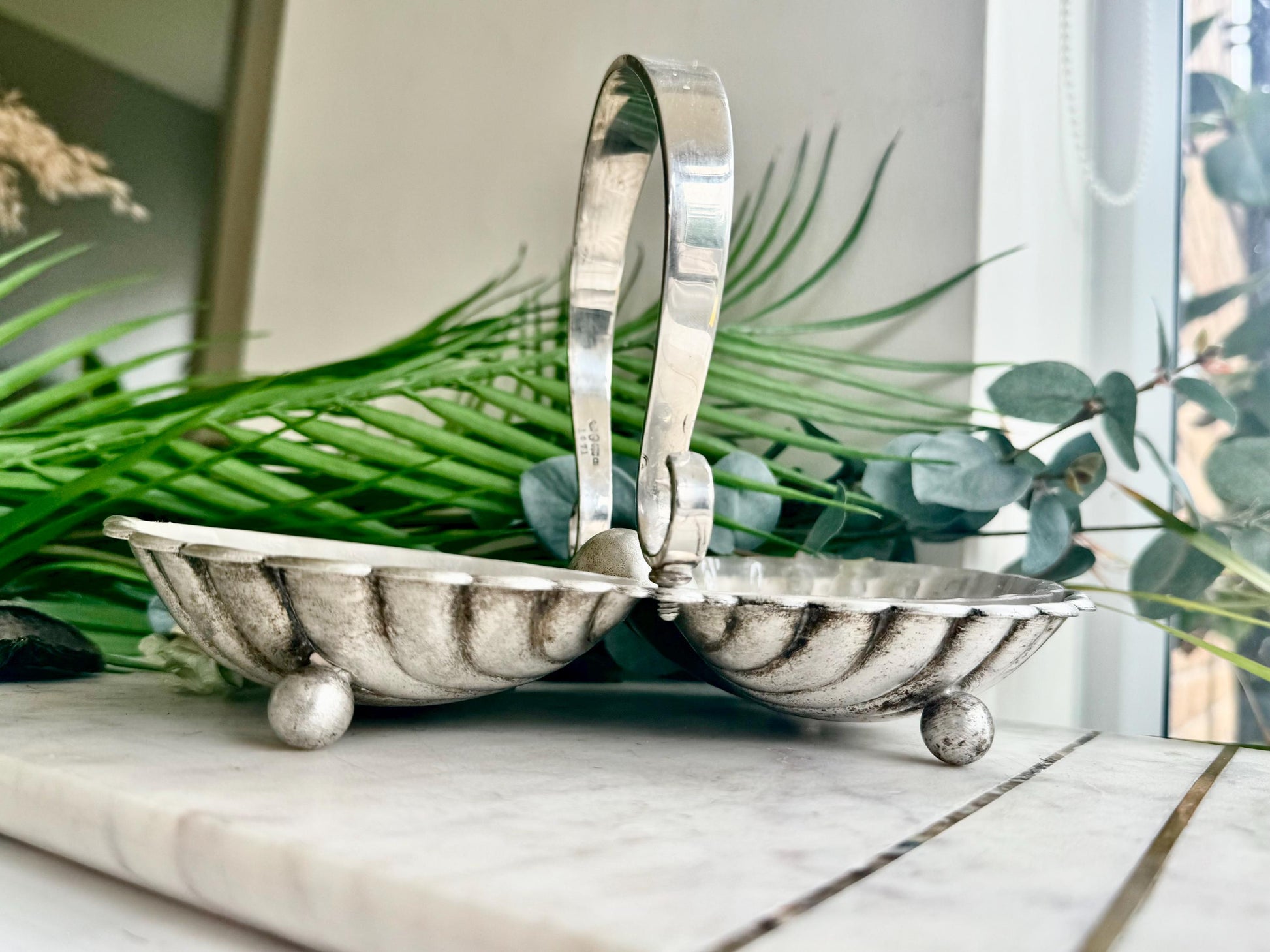 Antique Art Deco silver plate Butter shell Vintage Dish Clam Scallop Shell Bonbon Trinket Silver Plate Double Shell with a Handle