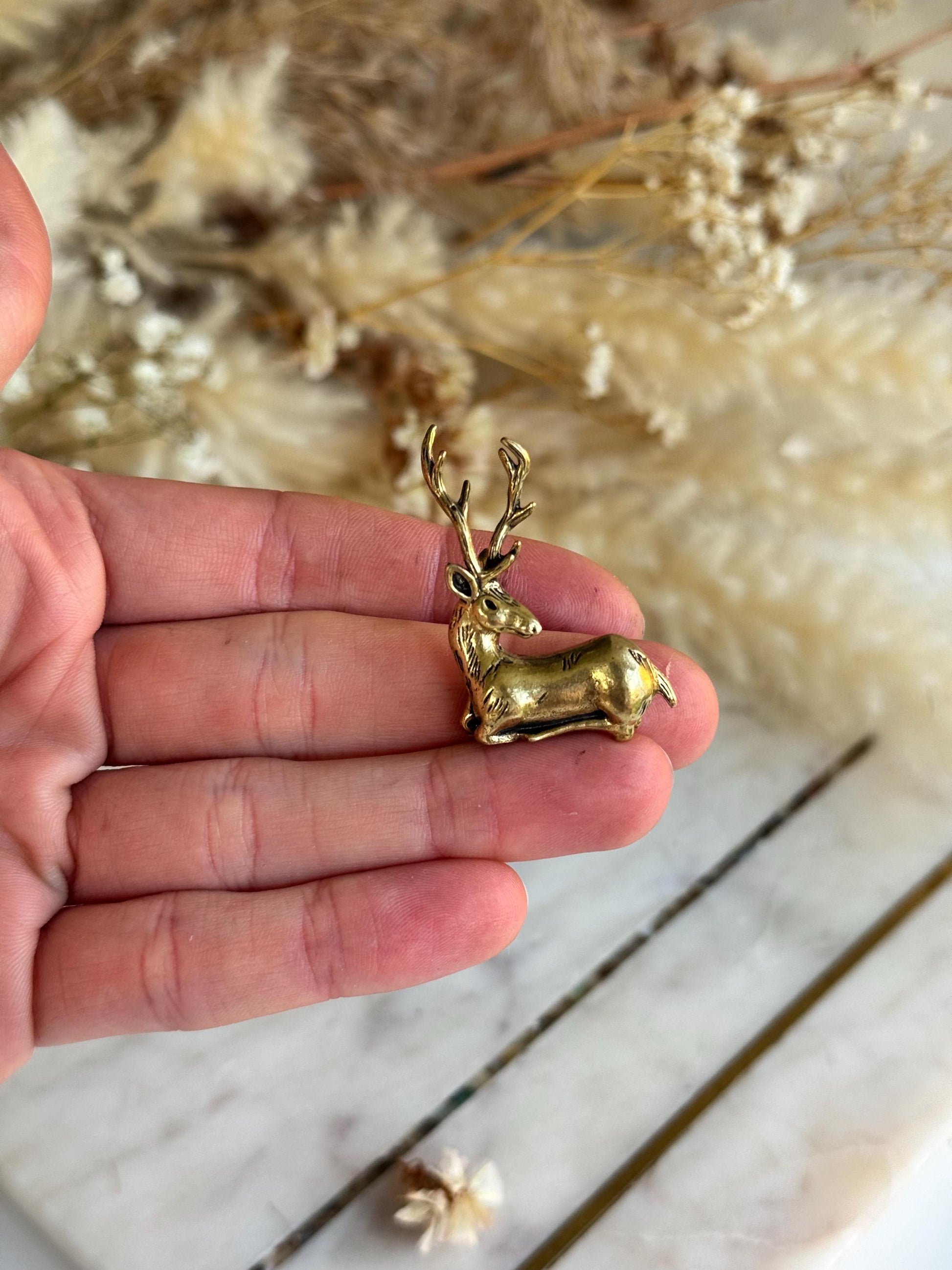 Beautiful Deer Ornamenr, Fine lifelike brass Sika figurine, Tiny Deer Decoration, Reindeer ornament, Cute Christmas gift, Gift for friend