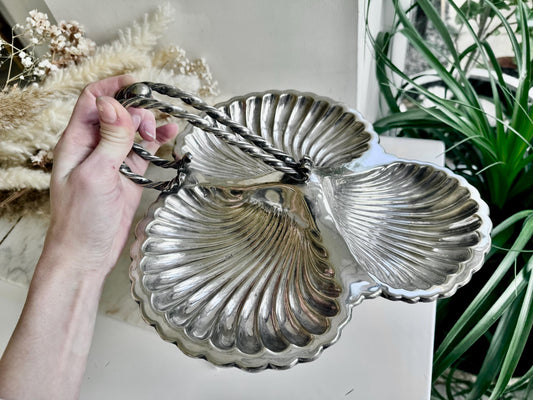 Antique Art Deco silver plate Butter shell Vintage Dish Clam Scallop Shell Bonbon Trinket Silver Plate Double Shell with a Handle