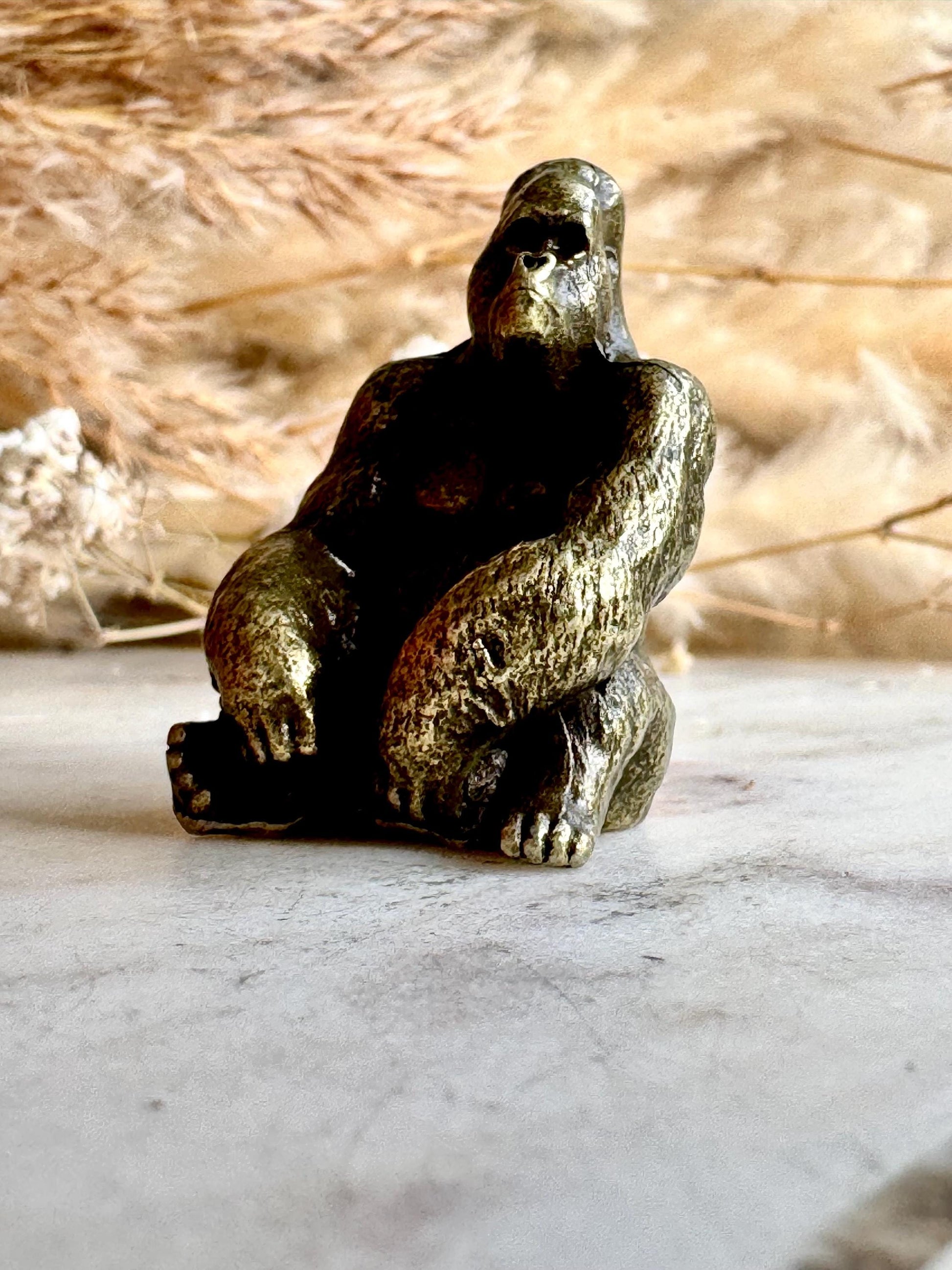 Smart gorilla statue, solid brass casting, fine workmanship, ape figurine, desktop decor, funny monkey miniature, creative paperweight gift