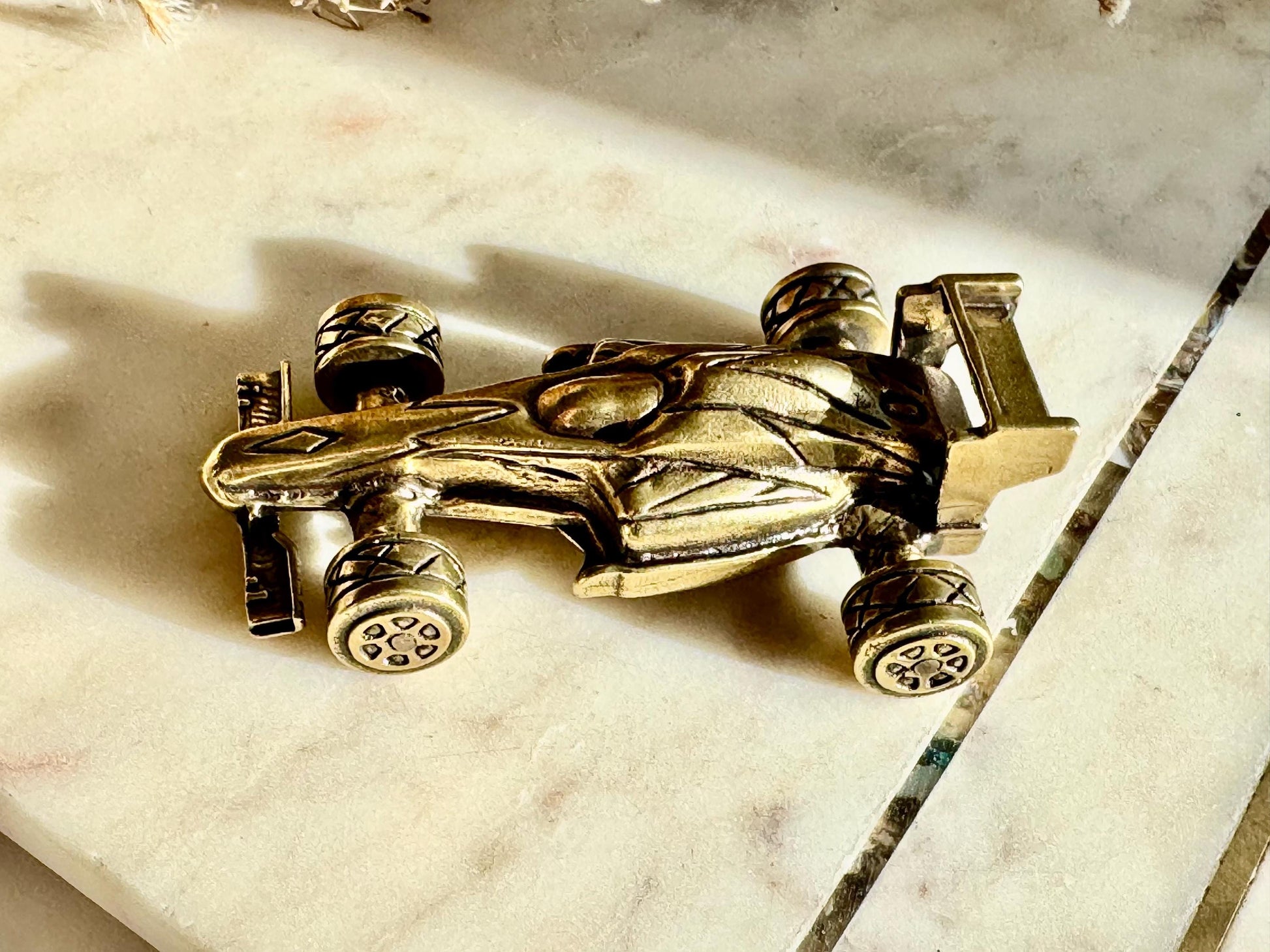 Solid brass Formula 1 race car, F1 collectible, rolling wheels metal statue, detailed brass racing car, unique motorsport decor