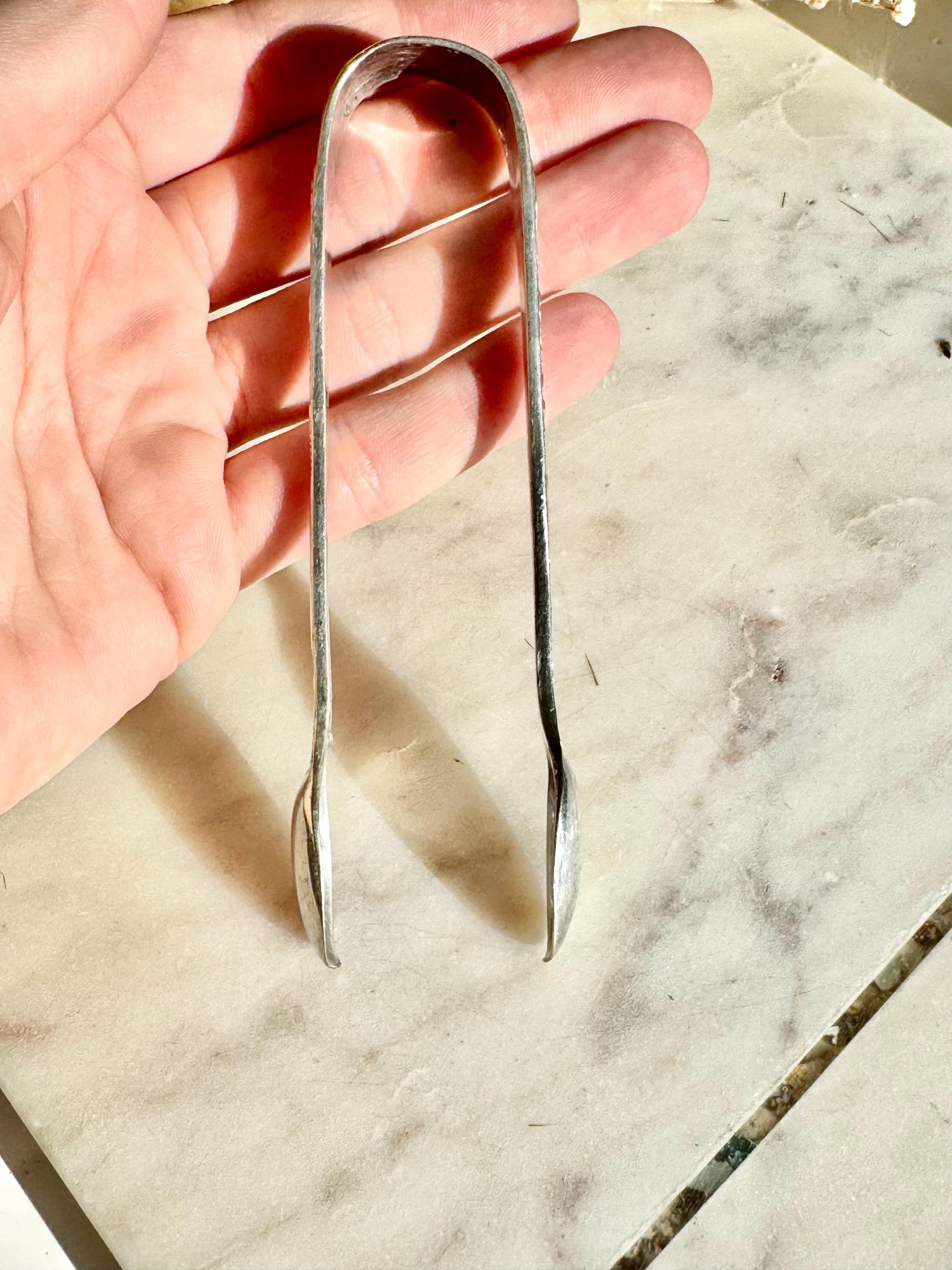 Antique Victorian Silver Sugar Tongs with Ornate Floral Pattern, Hallmarked AB&Co, Early 1900s