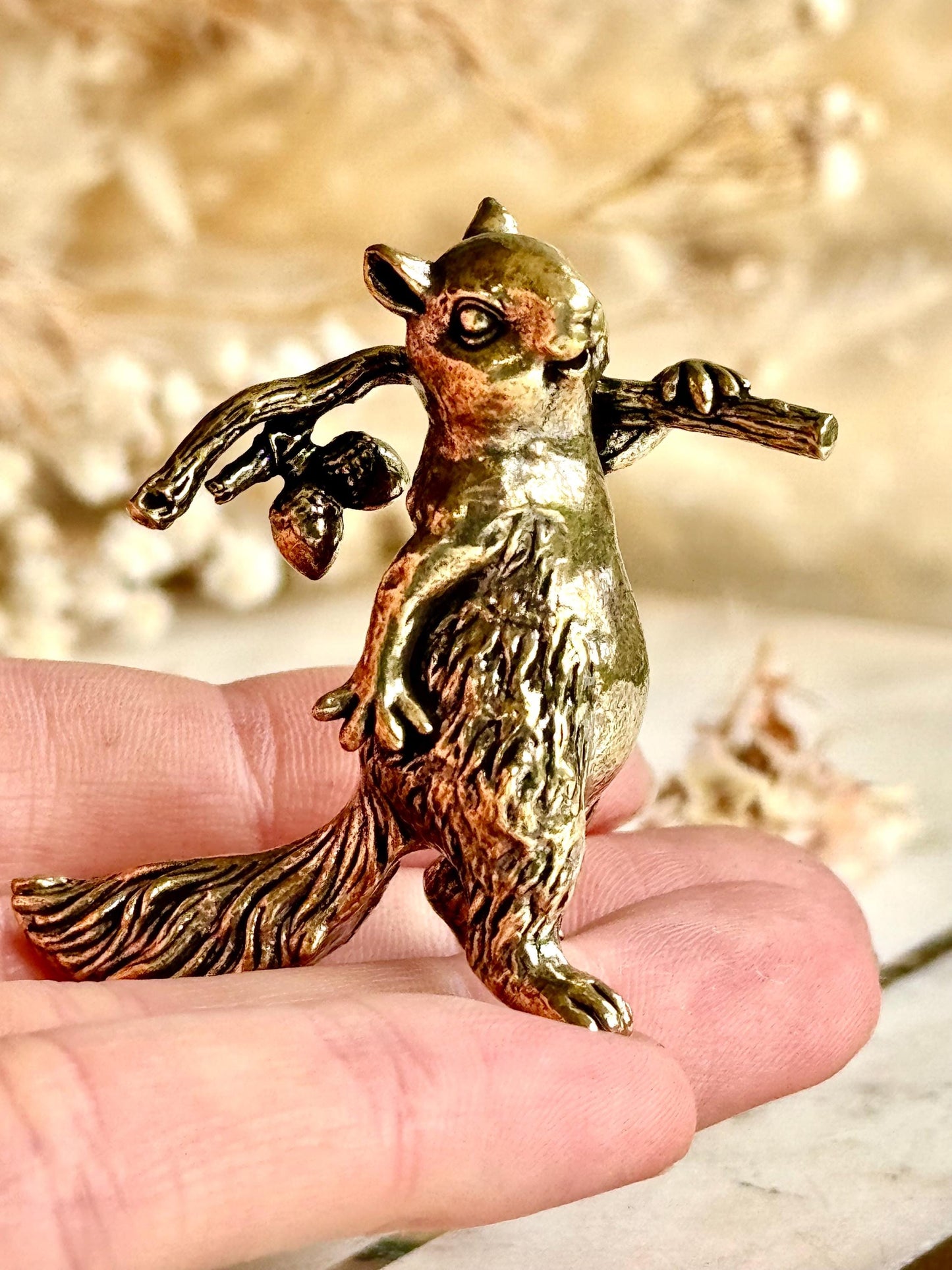 Solid brass figurine squirrel holding acorn, collectible brass ornament, beautiful decoration for tabletop