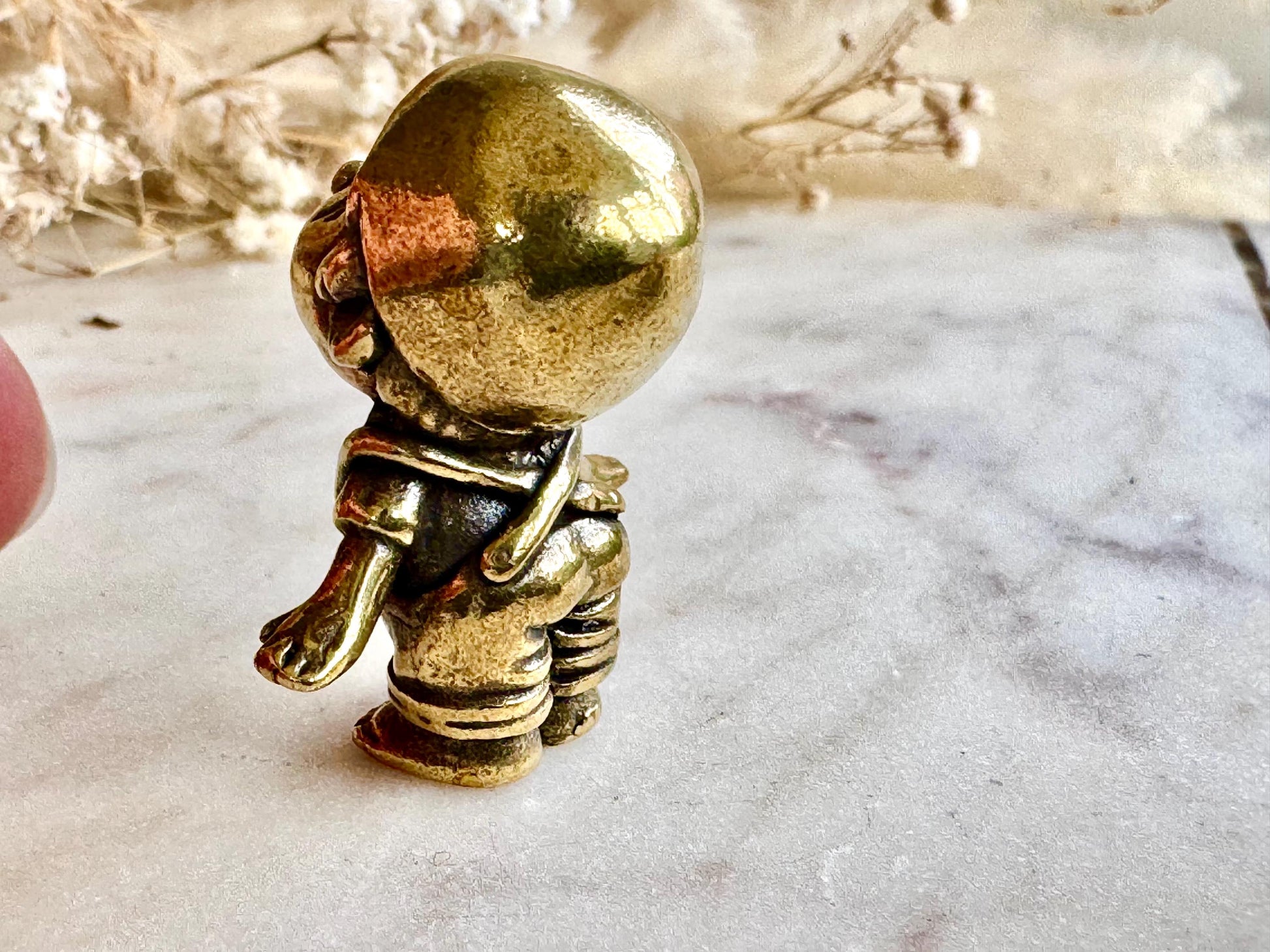 Romantic Brass Figurines First Kiss, Set of Two Miniature Brass Statues, Cute Boy and Girl Figurines, Sweet Couple Sculpture