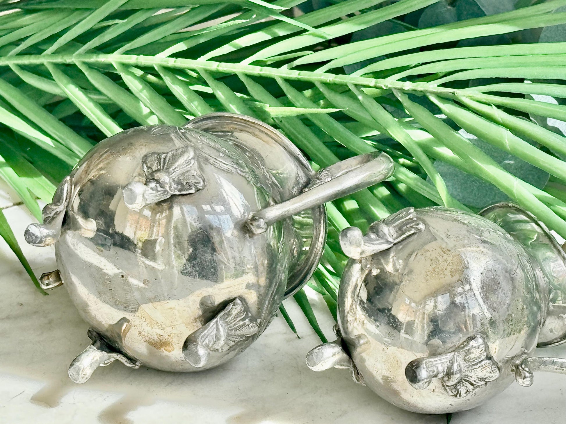 Antique Victorian Silver-Plated Milk Jug and Sugar Bowl – Ornate Repoussé Floral Design, Footed, British Silverware (c. 19th Century)
