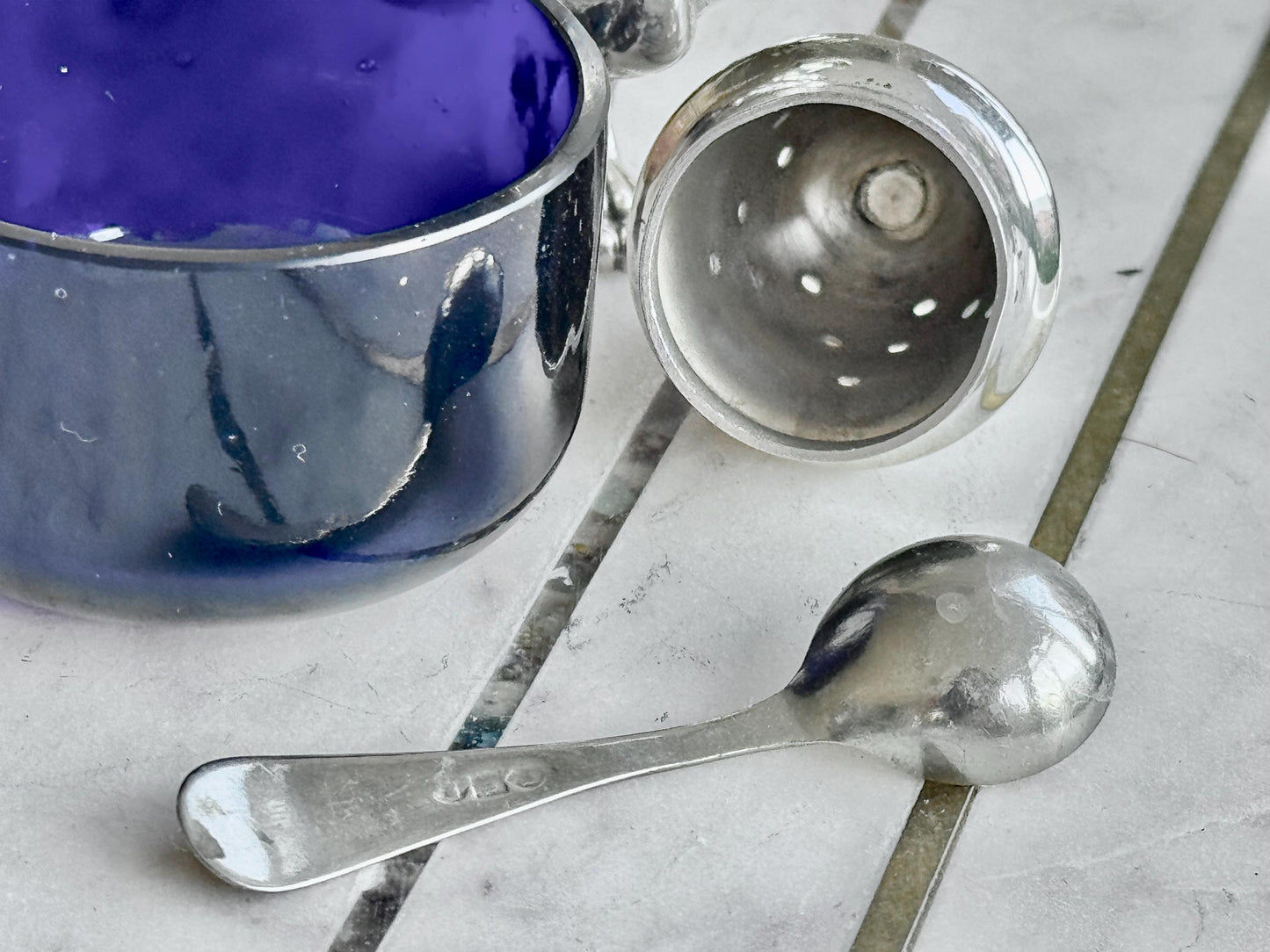 Antique Victorian Silver-Plated Salt Cellar with Cobalt Glass Liner and Matching Ornate Pepper Shaker on Lion Paw Feet Henry Wilkinson & Co