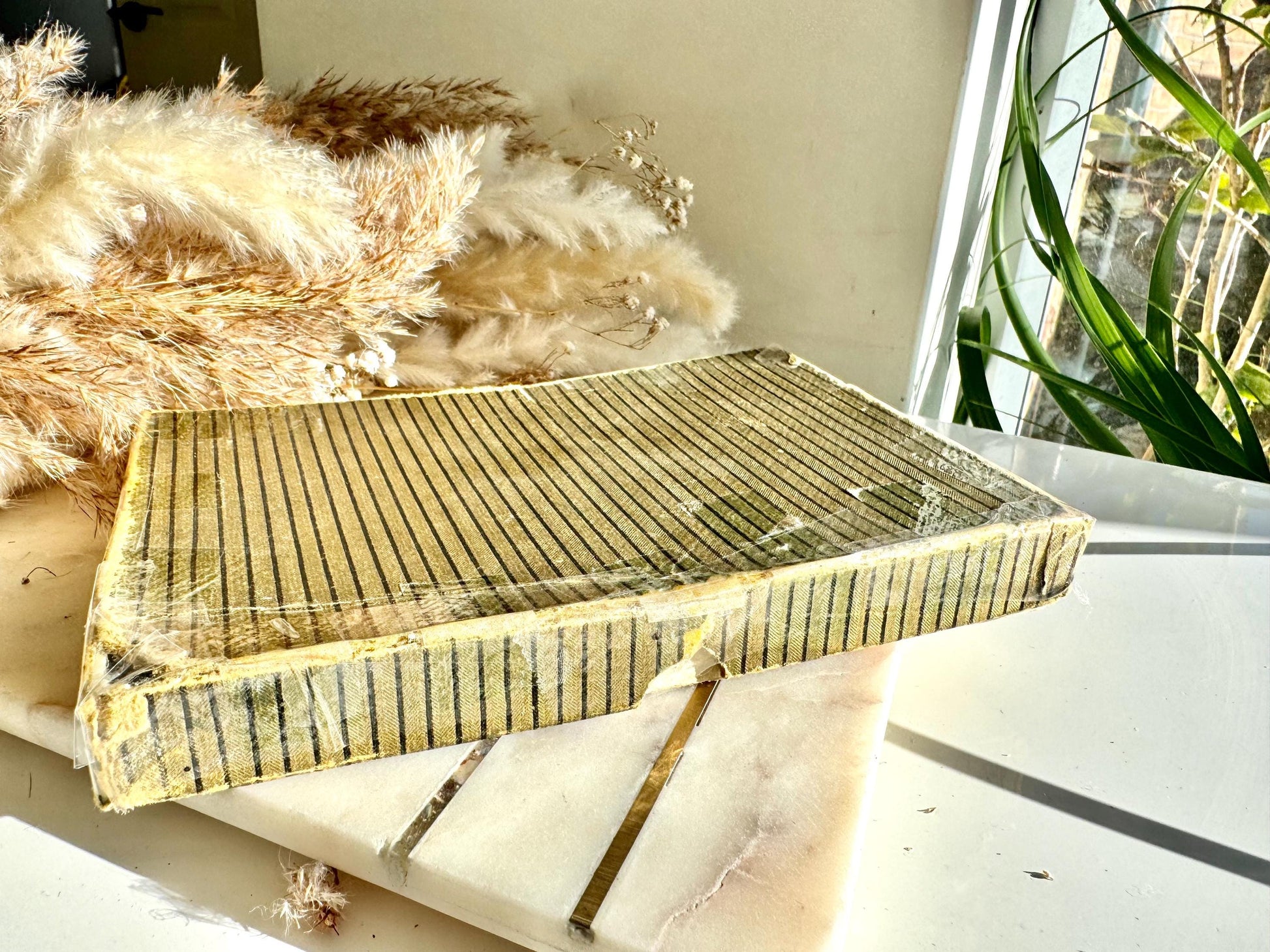 Set of 6 Antique Silver Plated Knives with Mother of Pearl Handles in Original Box, Edwardian Era Cutlery