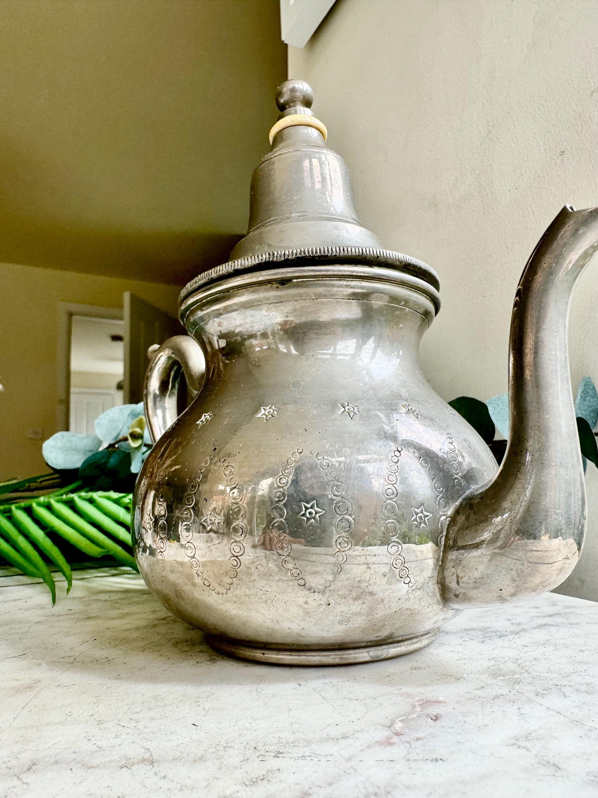 Antique Middle Eastern Coffee Pot with Star Engraving – Ornate Traditional Design