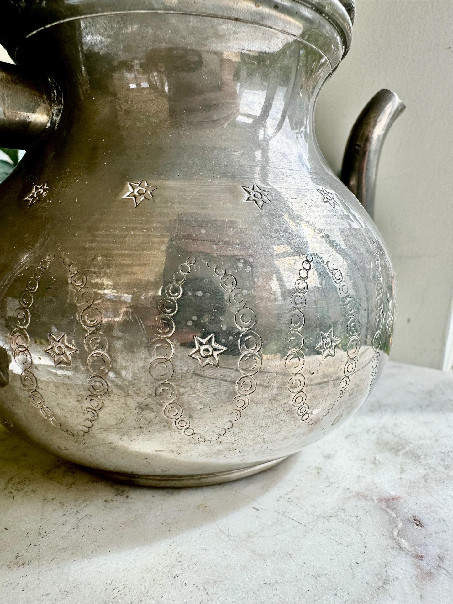 Antique Middle Eastern Coffee Pot with Star Engraving – Ornate Traditional Design