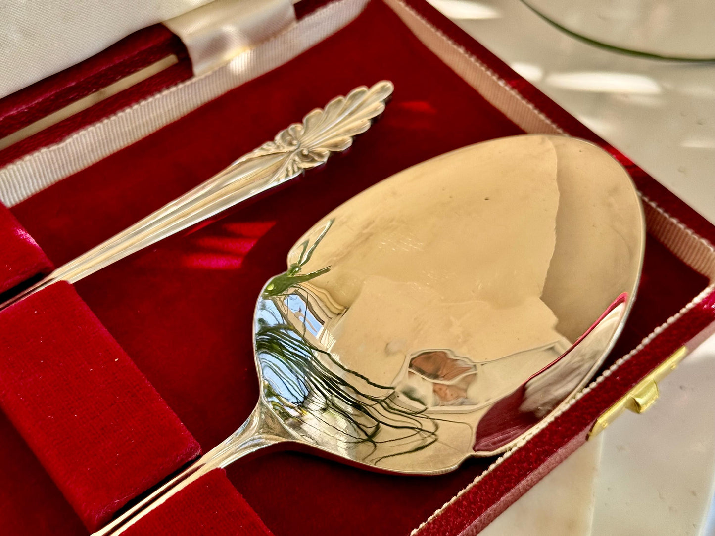 Elegant Vintage EPNS Silver-Plated Fish Serving Set in Red Velvet Presentation Case