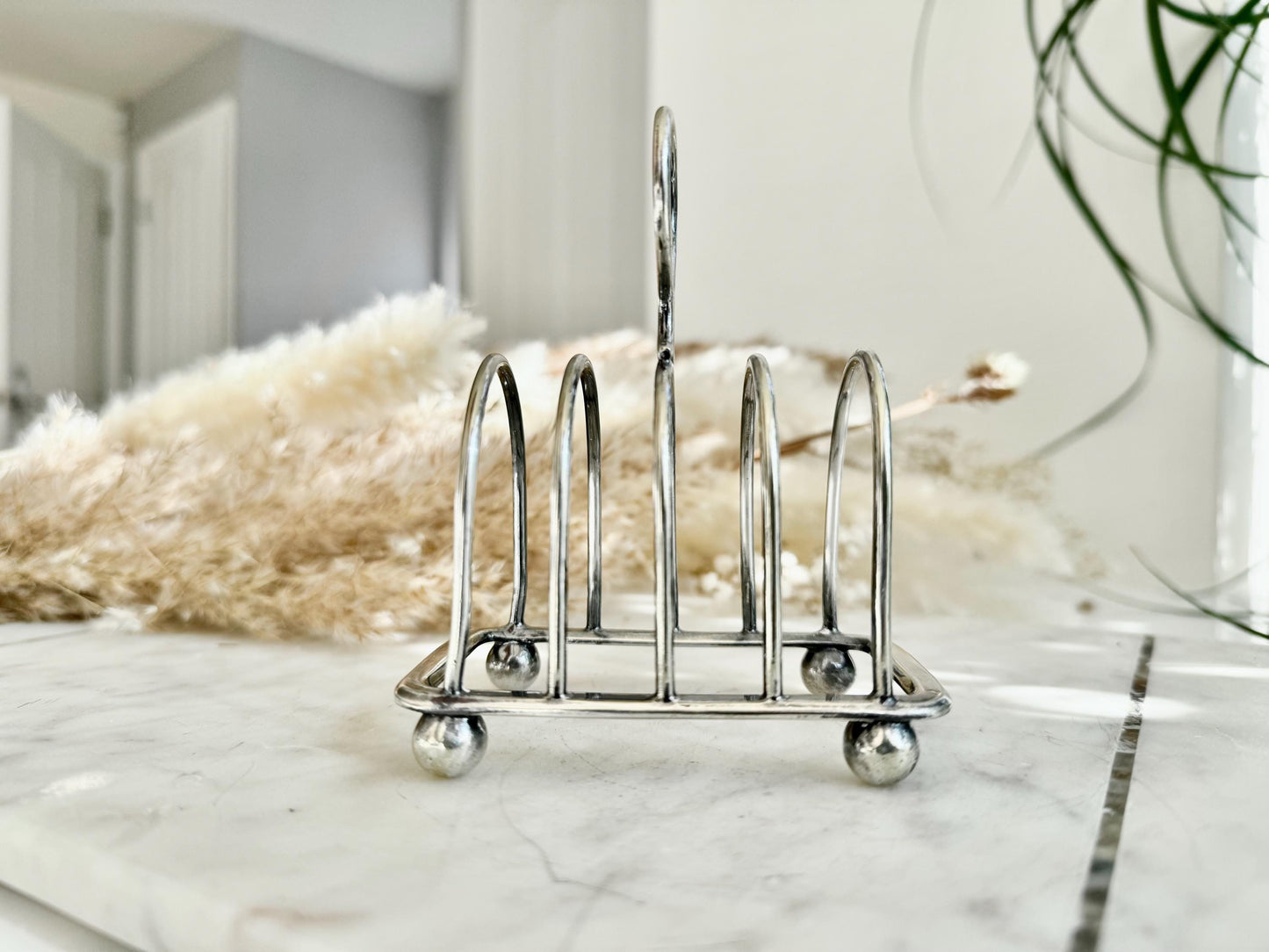 Vintage Silver-Plated Toast Rack by E&R, Five-Bar Arched Design with Ball Feet