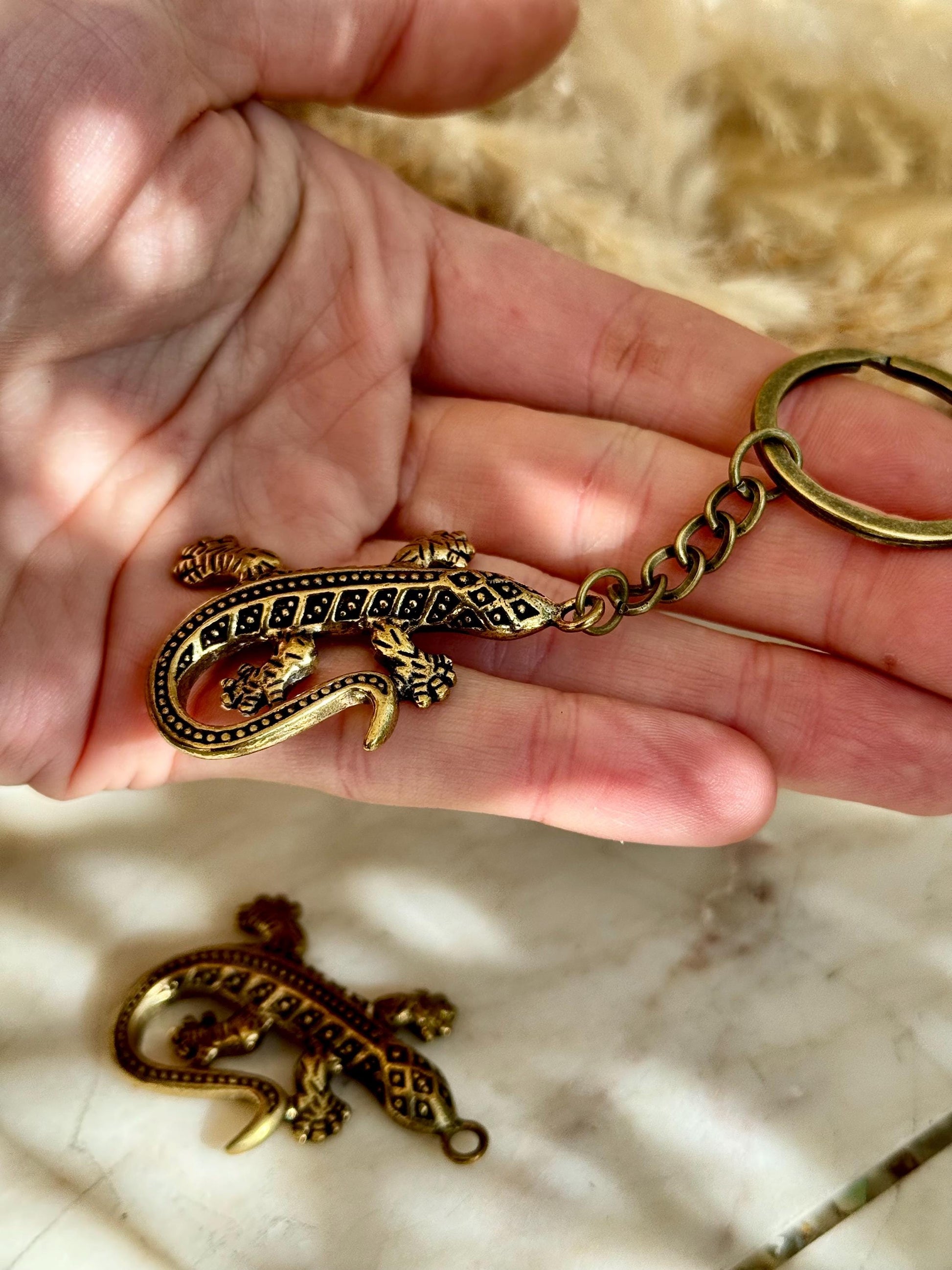 Solid Brass fine Lizard keychain, lizard lover gifts, reptile lover gifts, gecko keychain