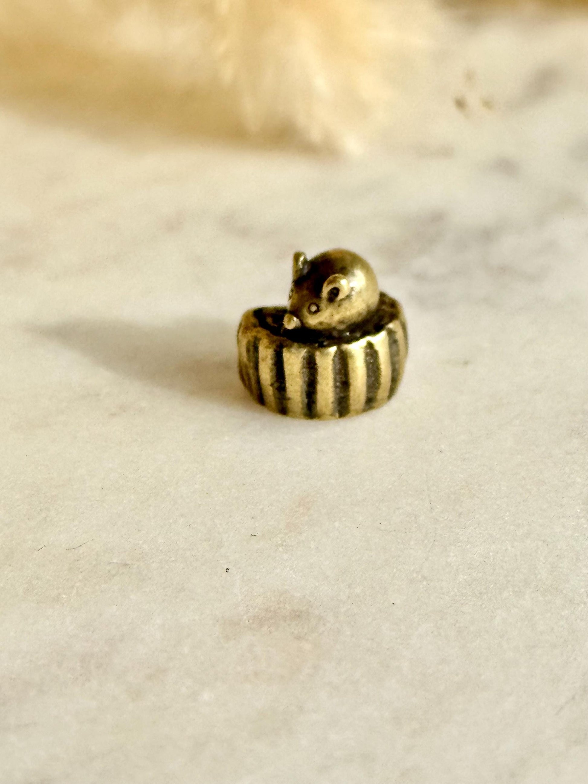 Miniature Brass Mouse with Cheese – Tiny Figurine of Mouse Holding Cheese Wheel – Good Luck Totem or Desk Decor