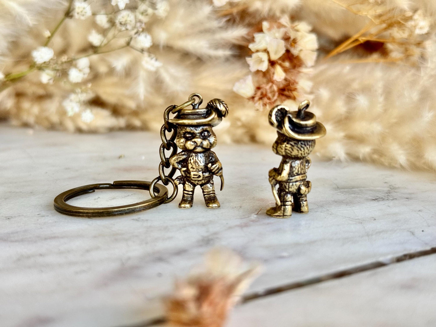 Brass Keychain – Puss in Boots Figurine with Sword – Miniature Fairytale Cat Charm